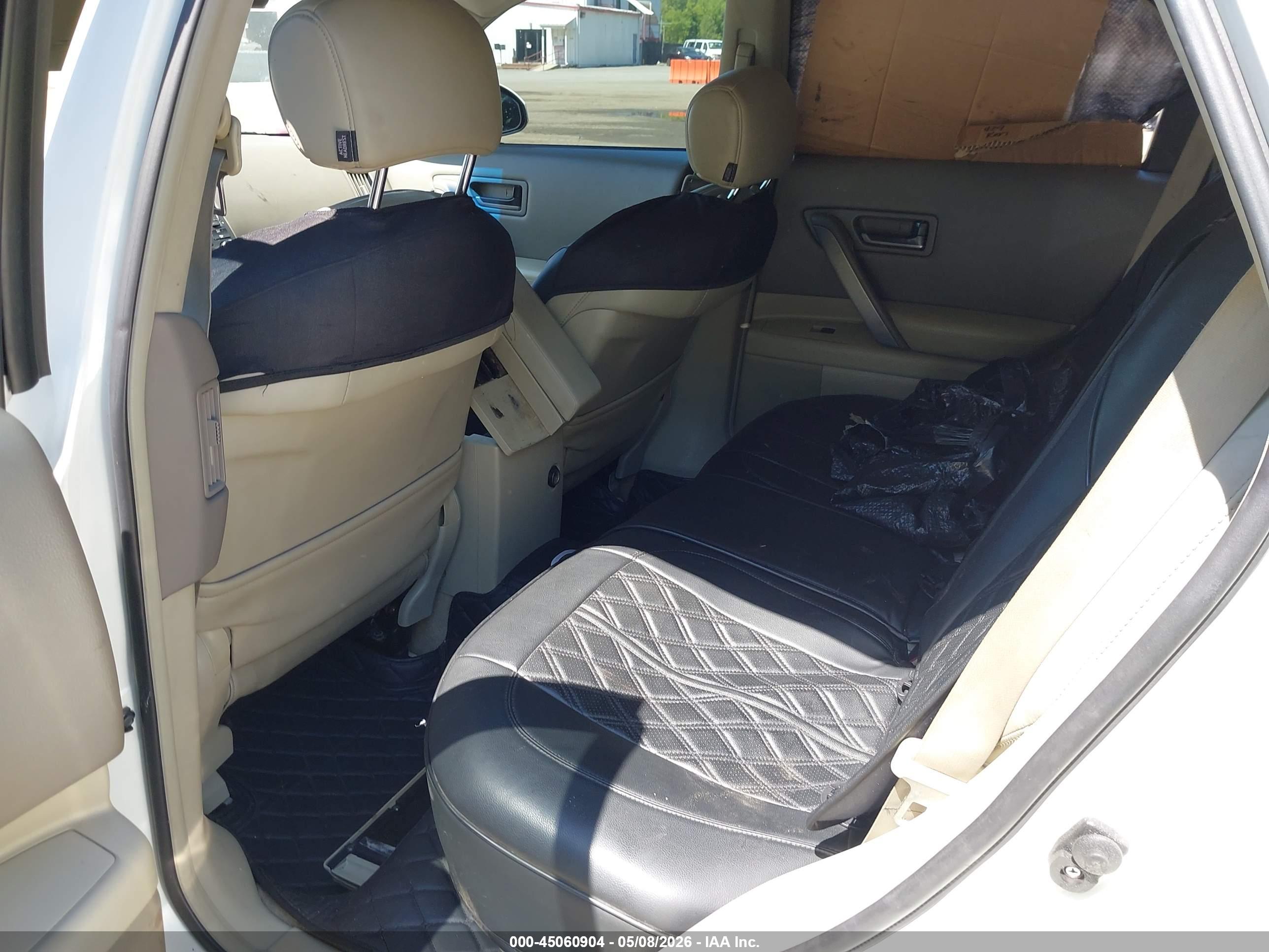 INFINITI FX35 image 8