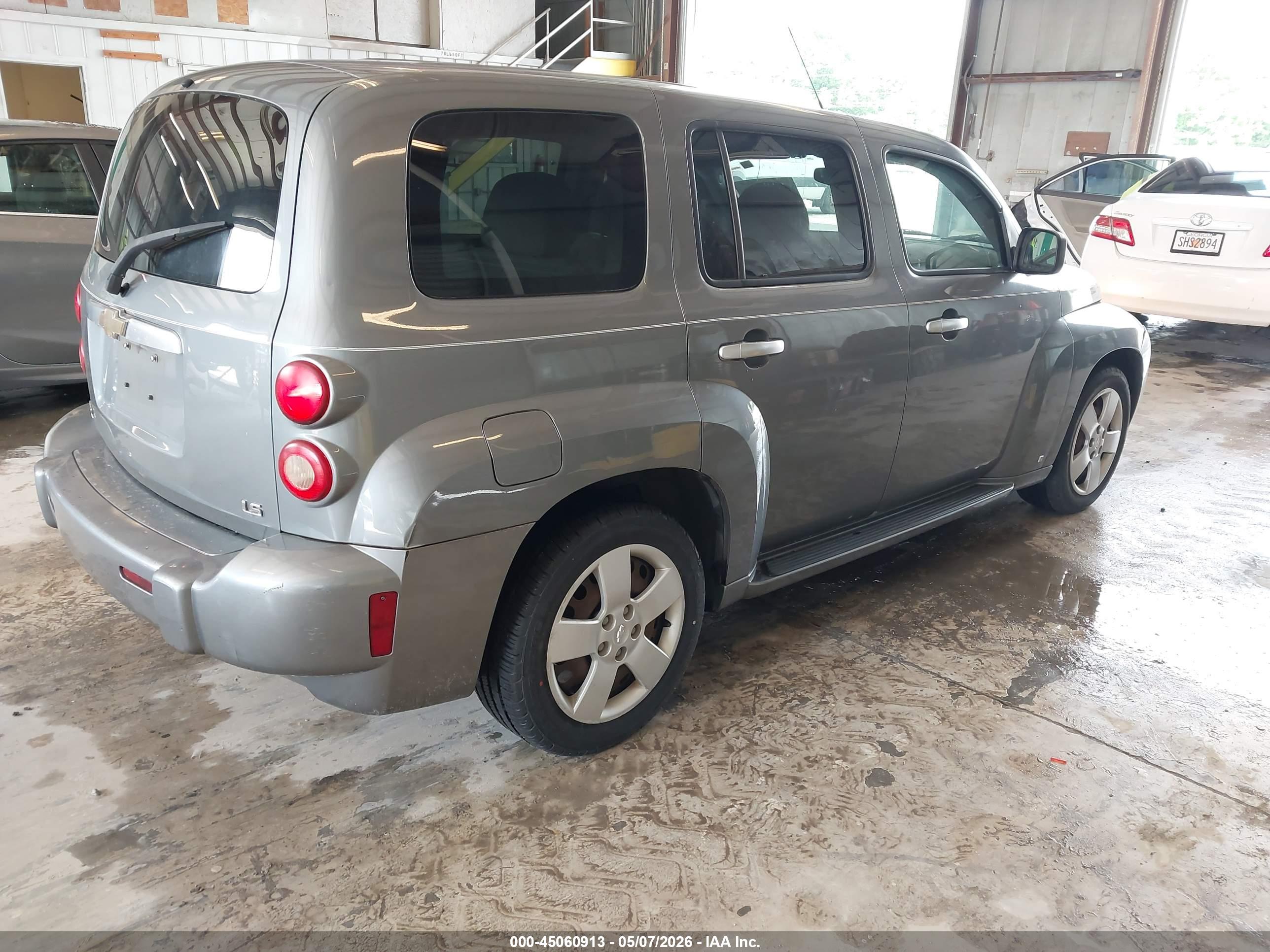 CHEVROLET HHR image 4