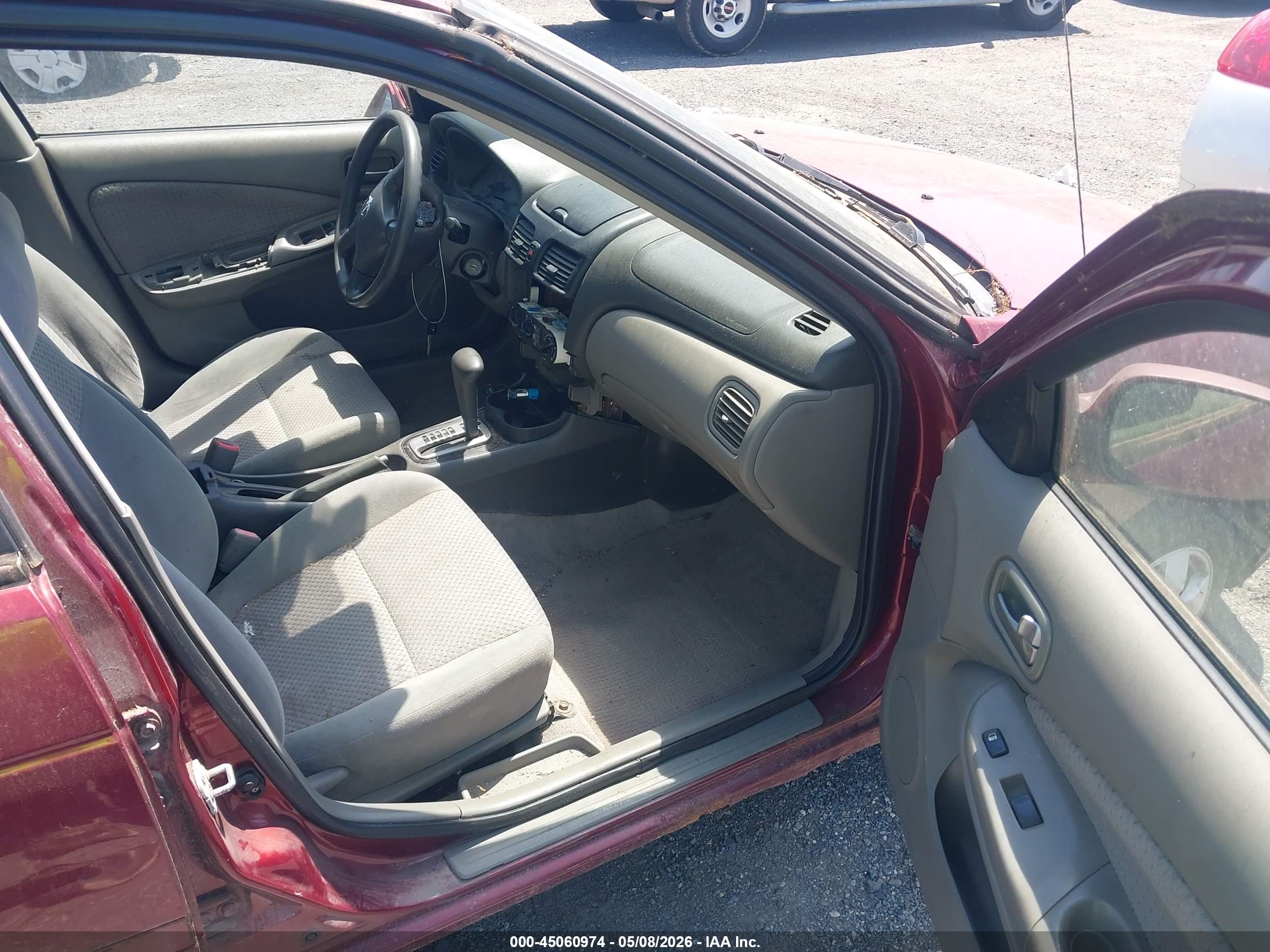 NISSAN SENTRA image 5