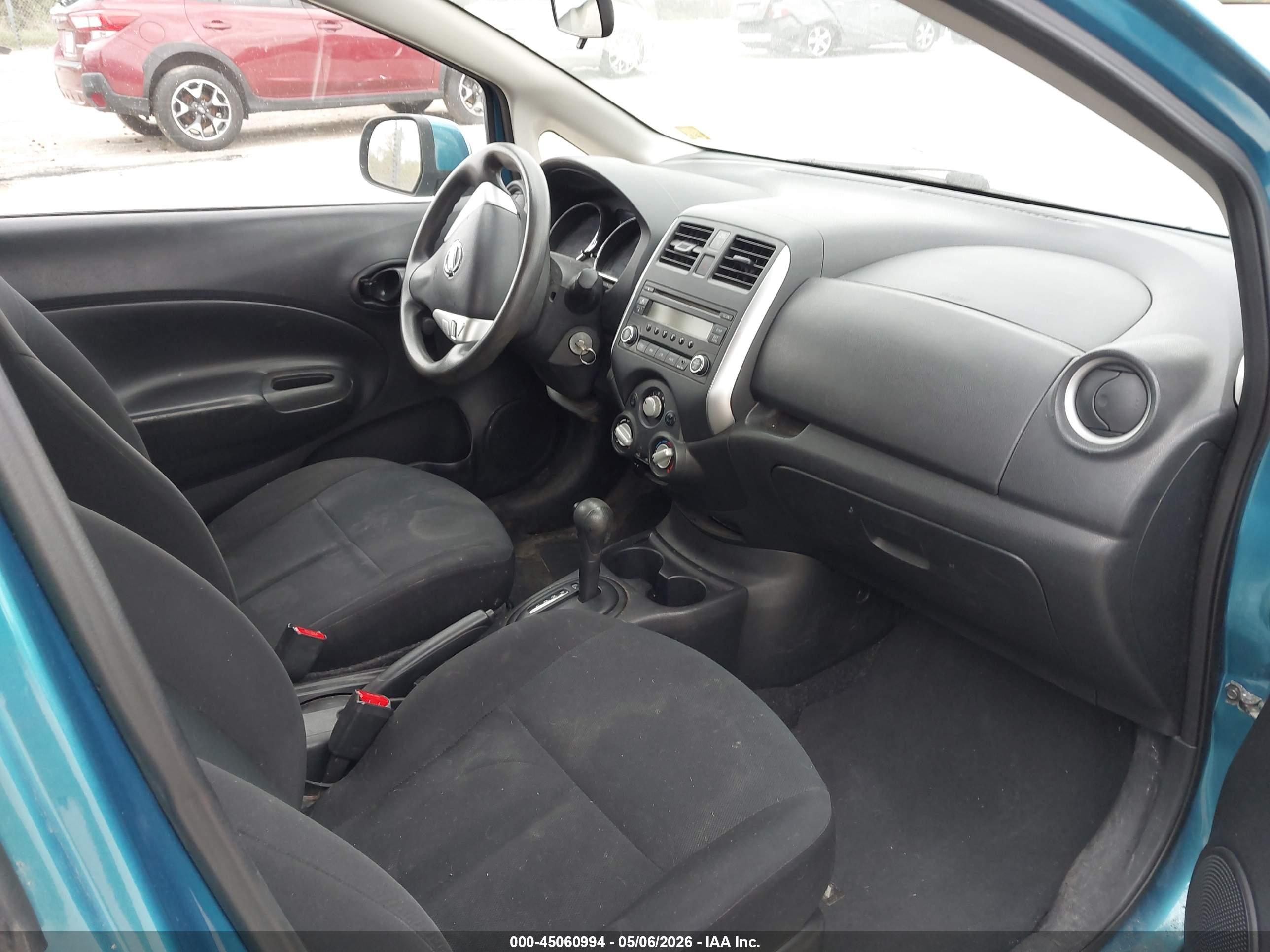 NISSAN VERSA image 5