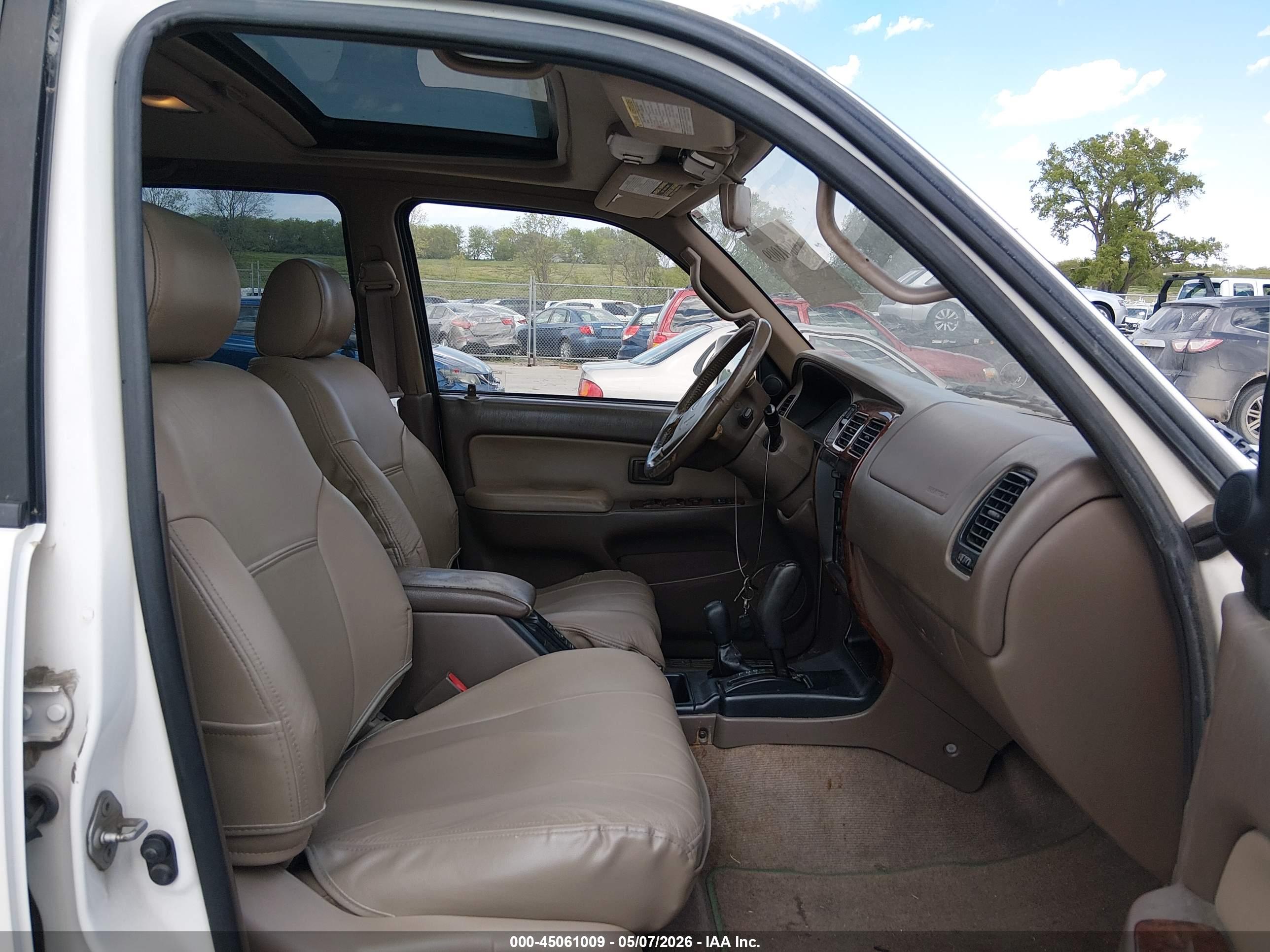 TOYOTA 4RUNNER image 5
