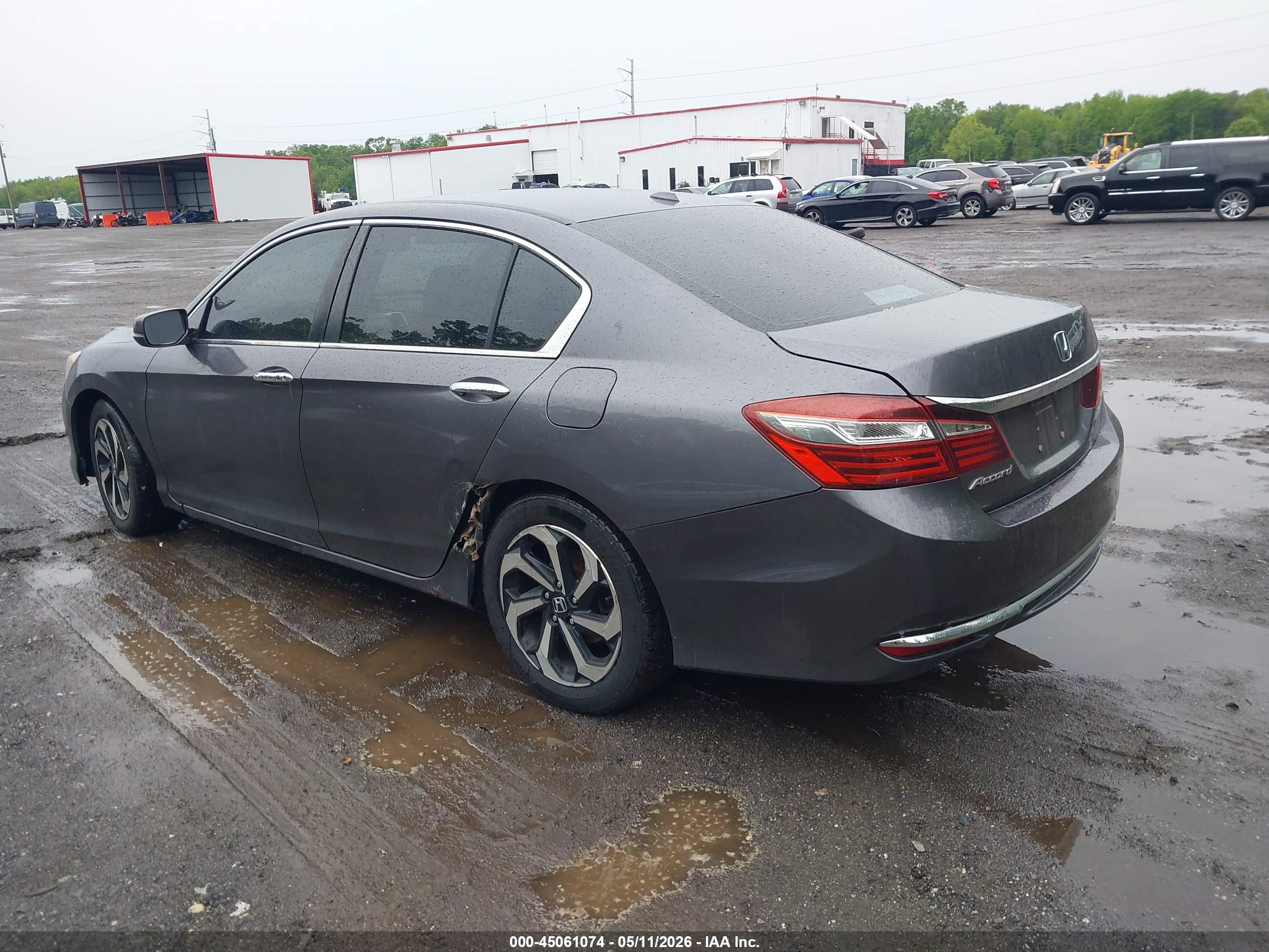 HONDA ACCORD image 3