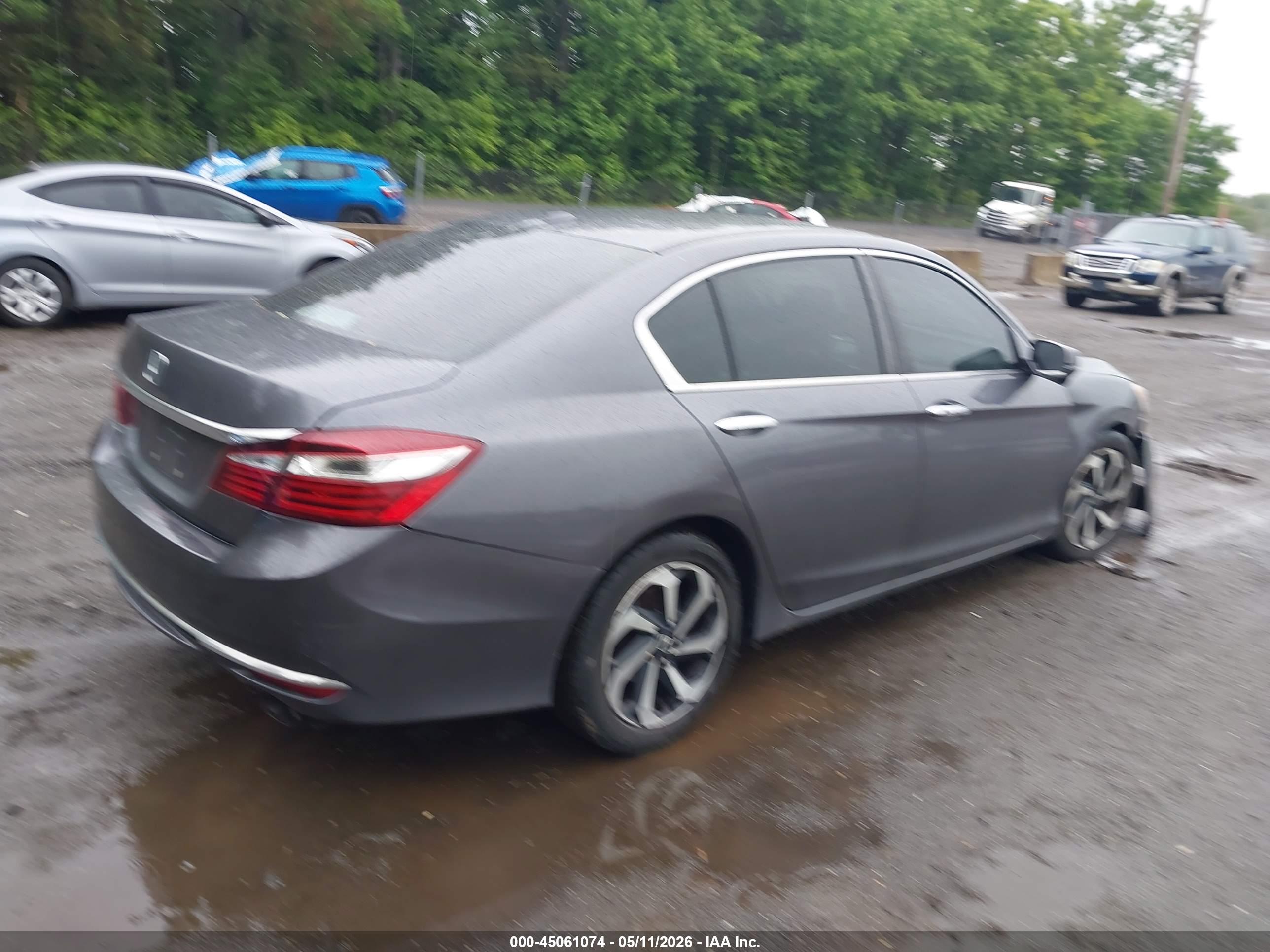 HONDA ACCORD image 4