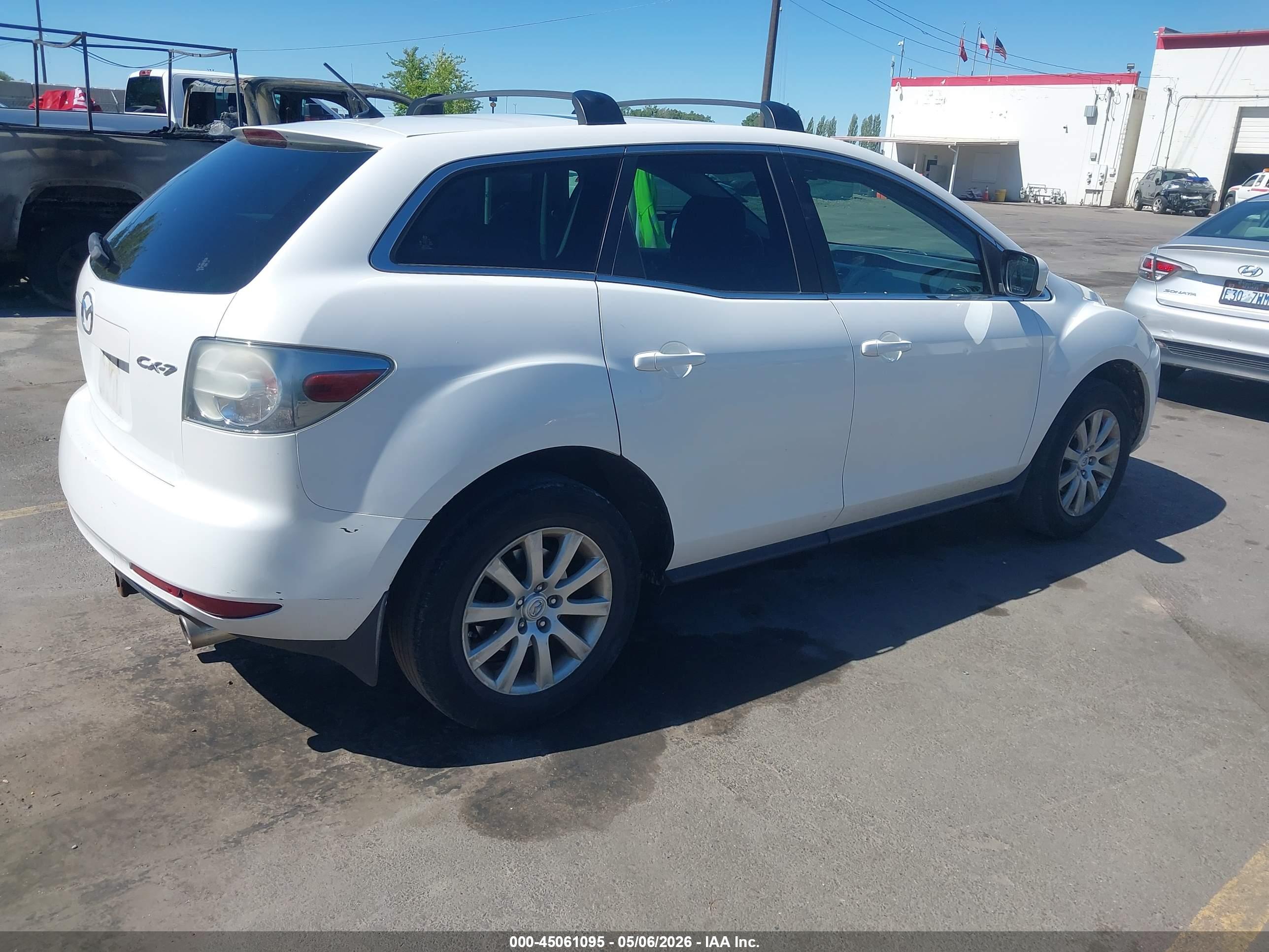 MAZDA CX-7 image 4