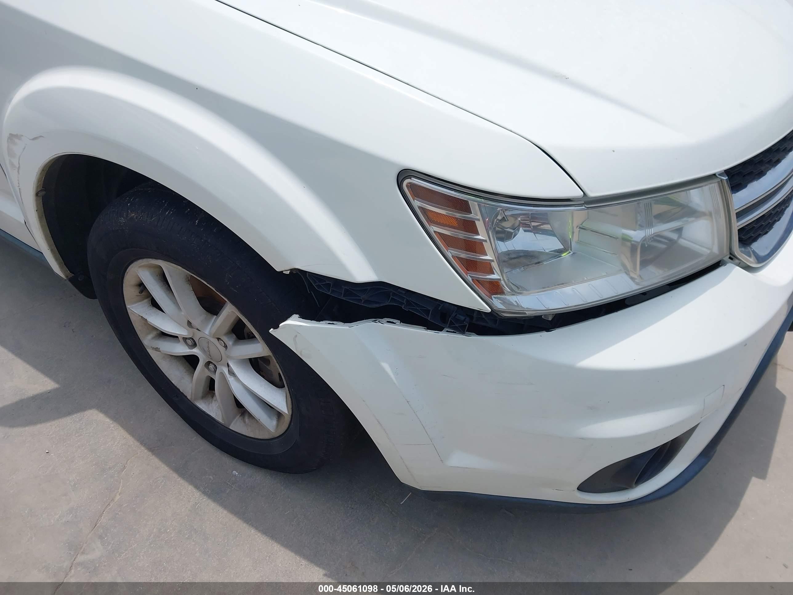 DODGE JOURNEY image 6