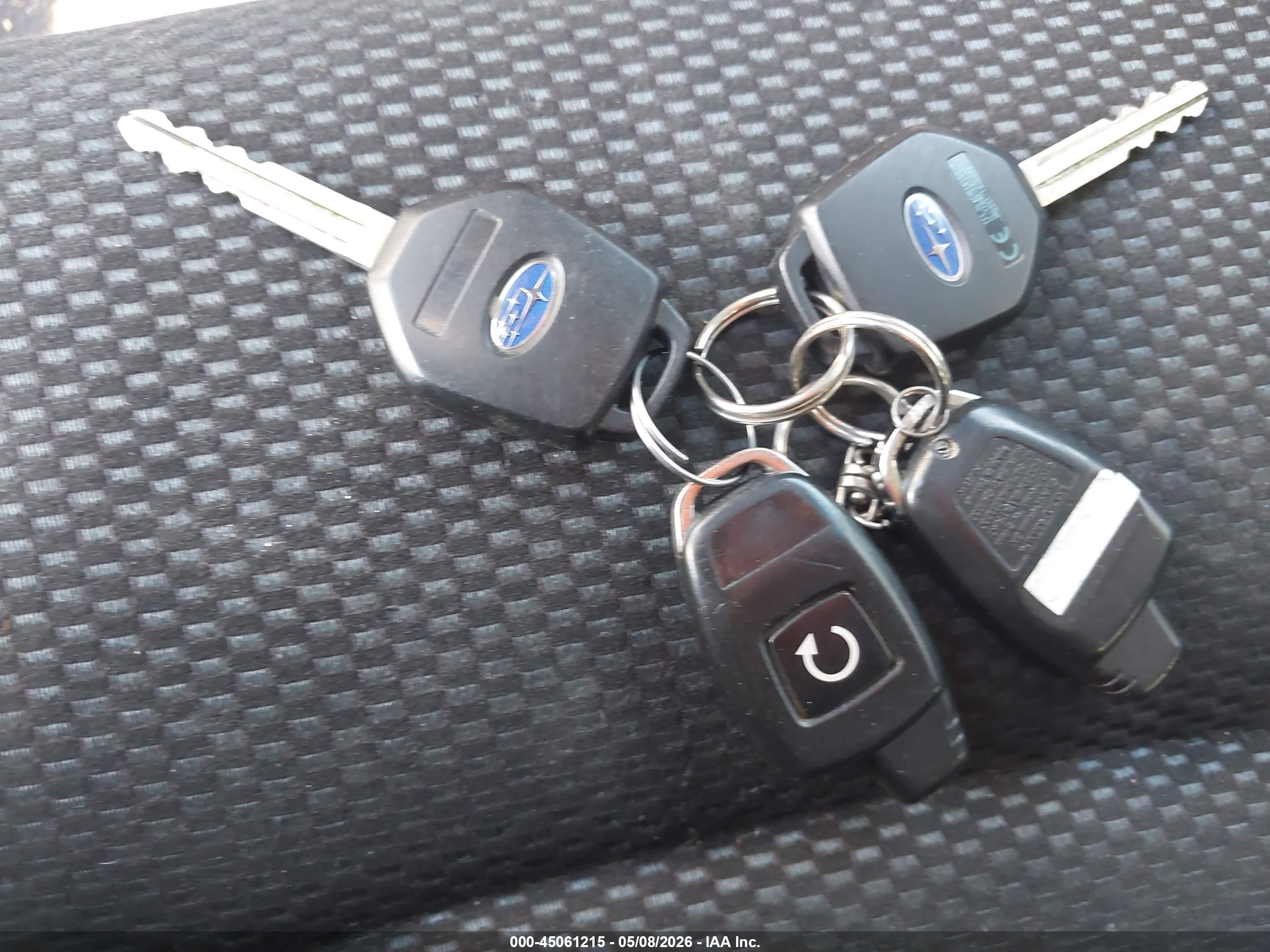SUBARU OUTBACK image 11