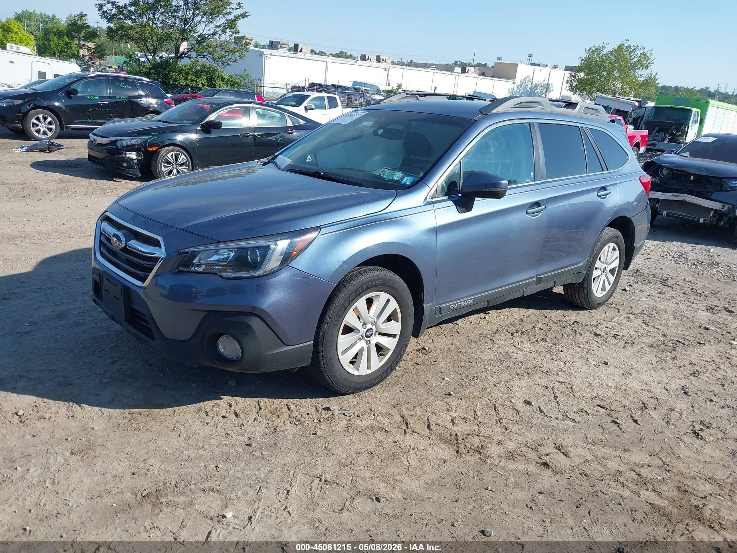 SUBARU OUTBACK image 2