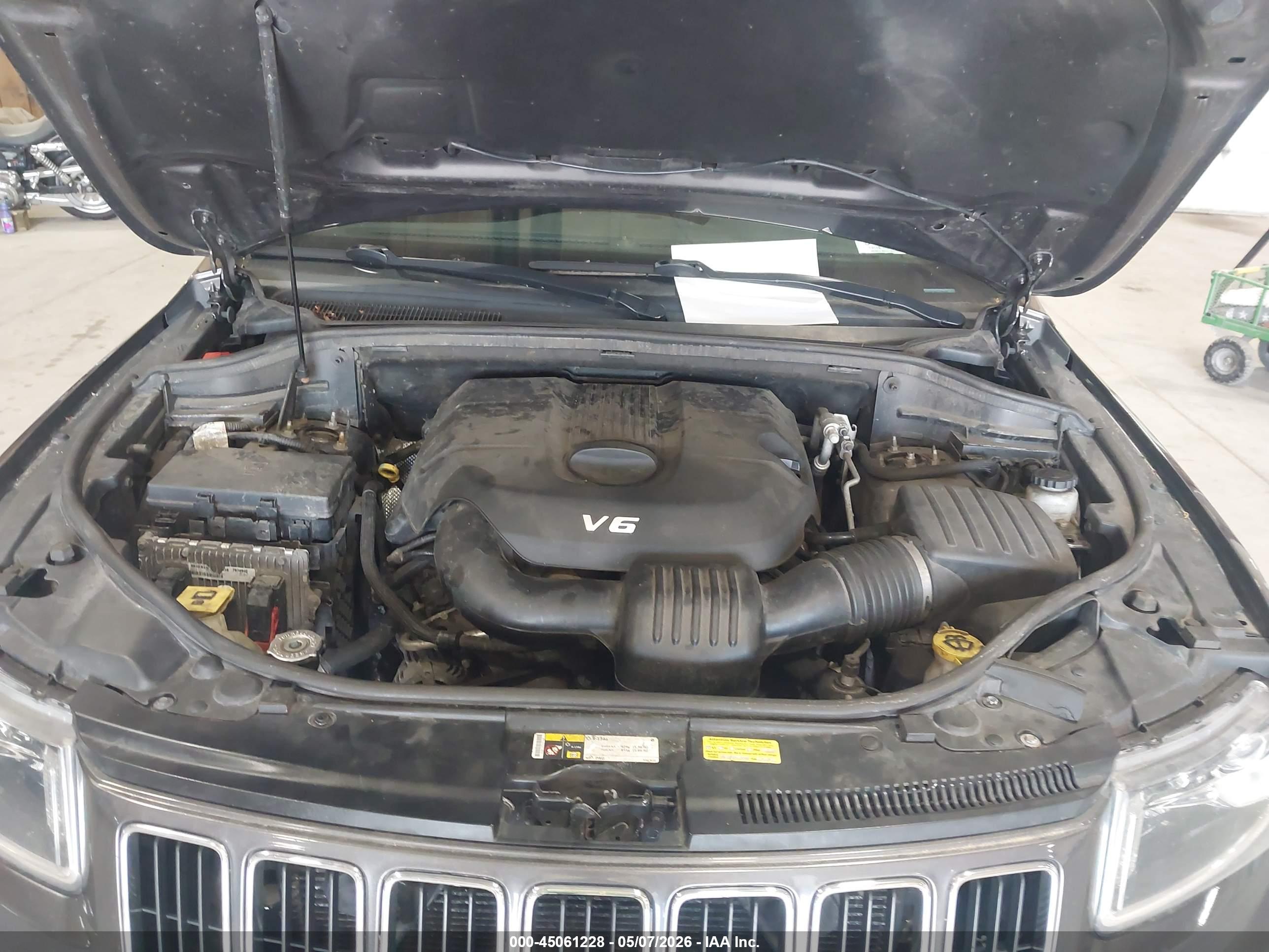 JEEP GRAND image 10