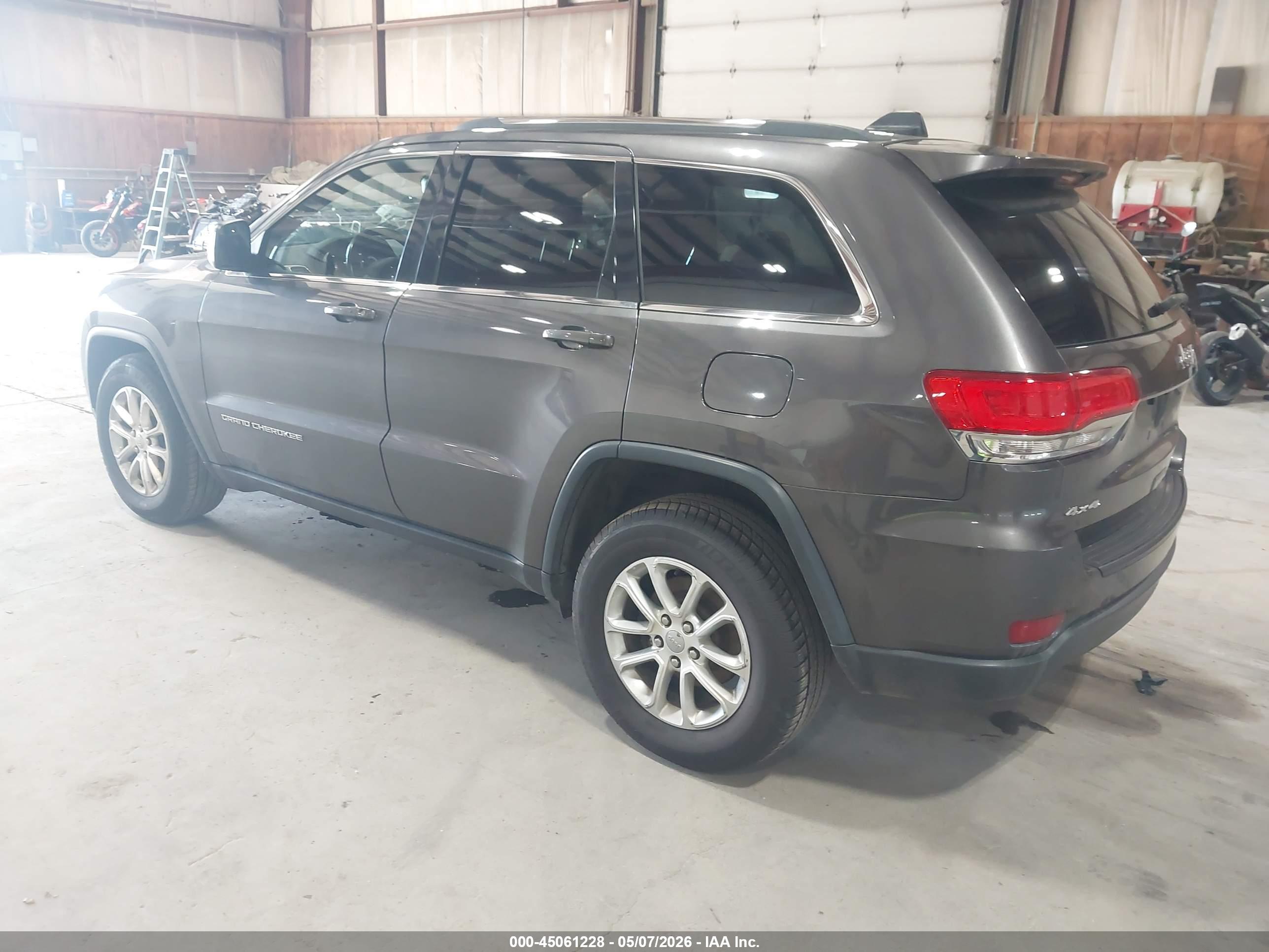 JEEP GRAND image 3