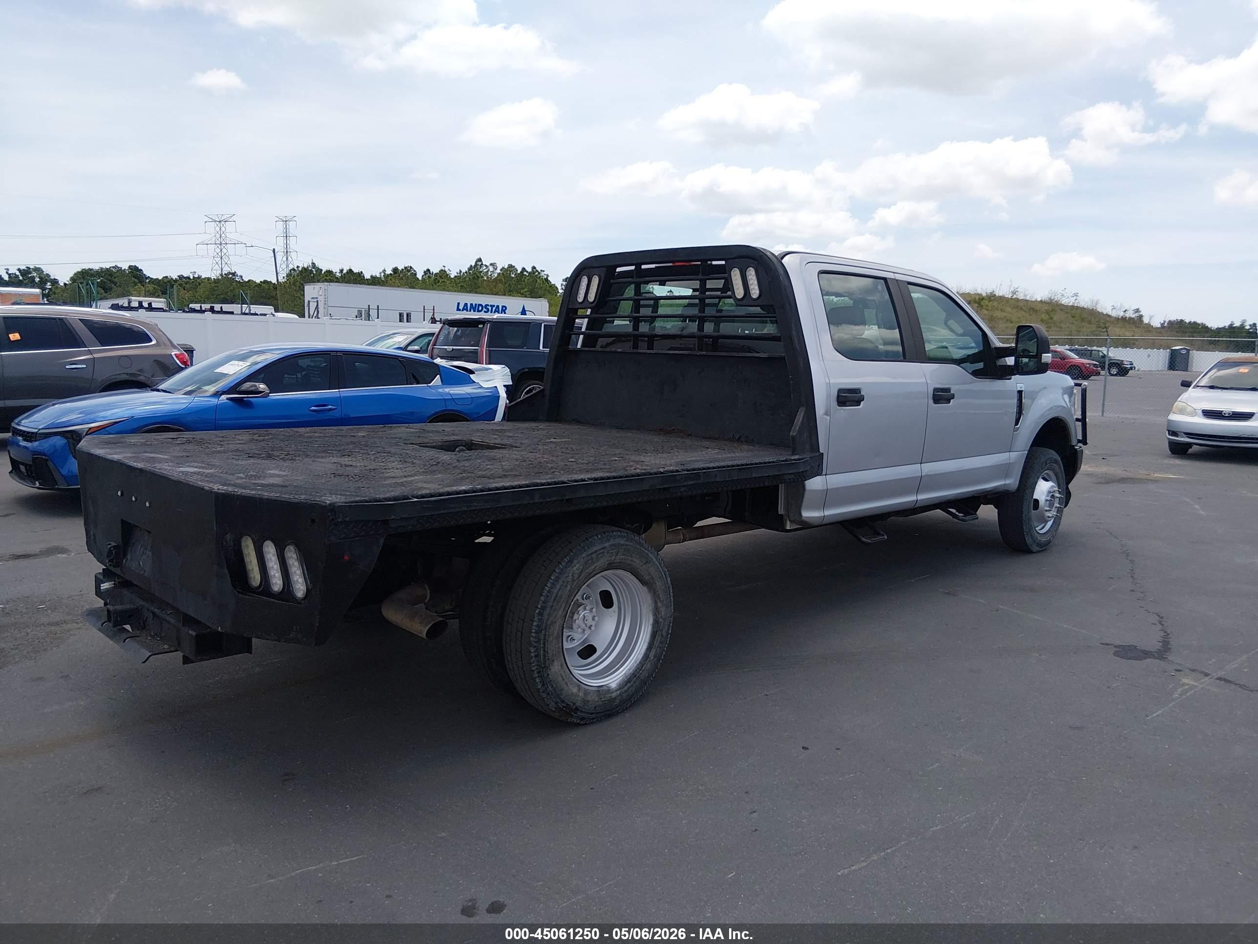 FORD F-350 image 4