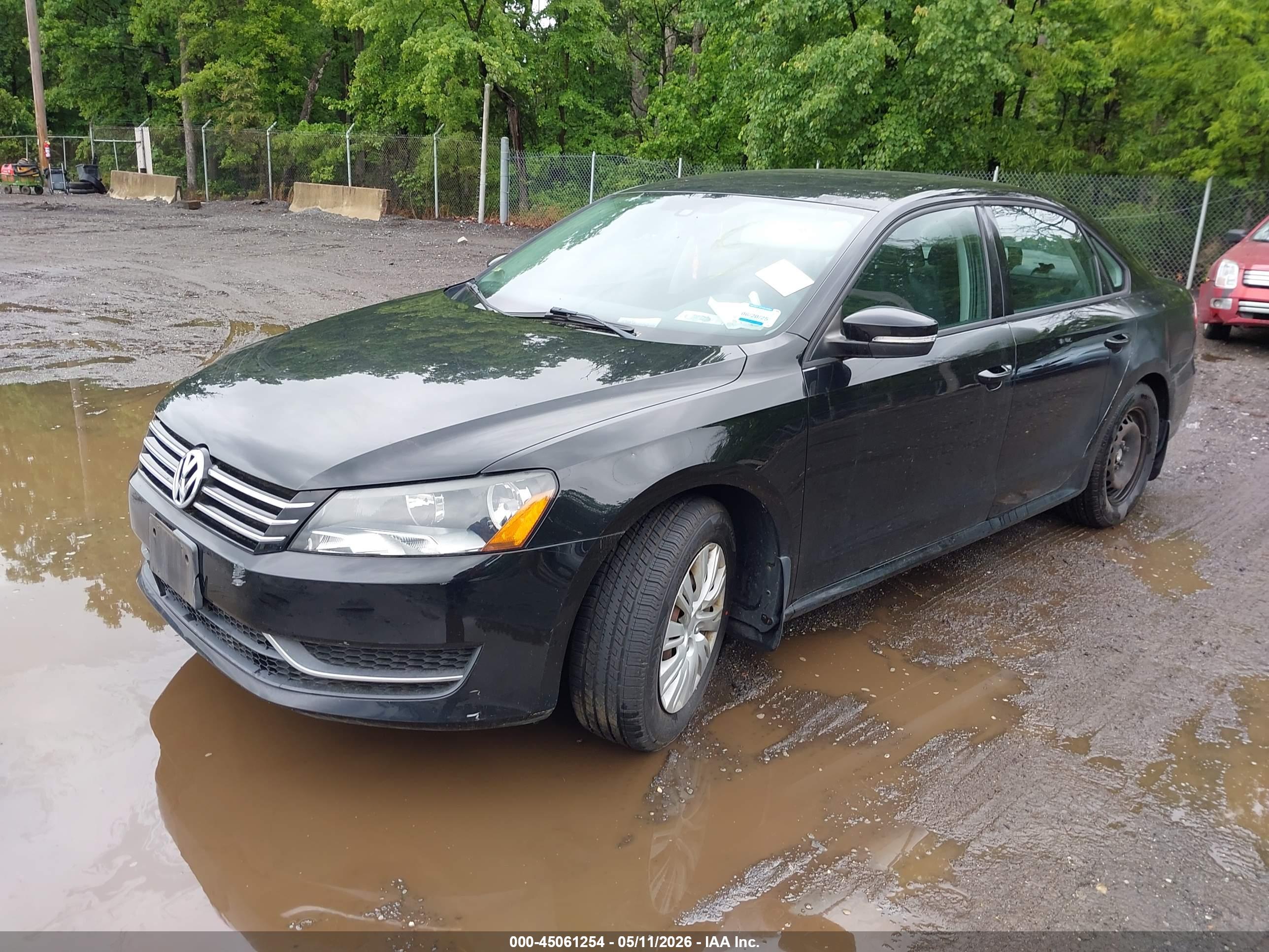 VOLKSWAGEN PASSAT image 2