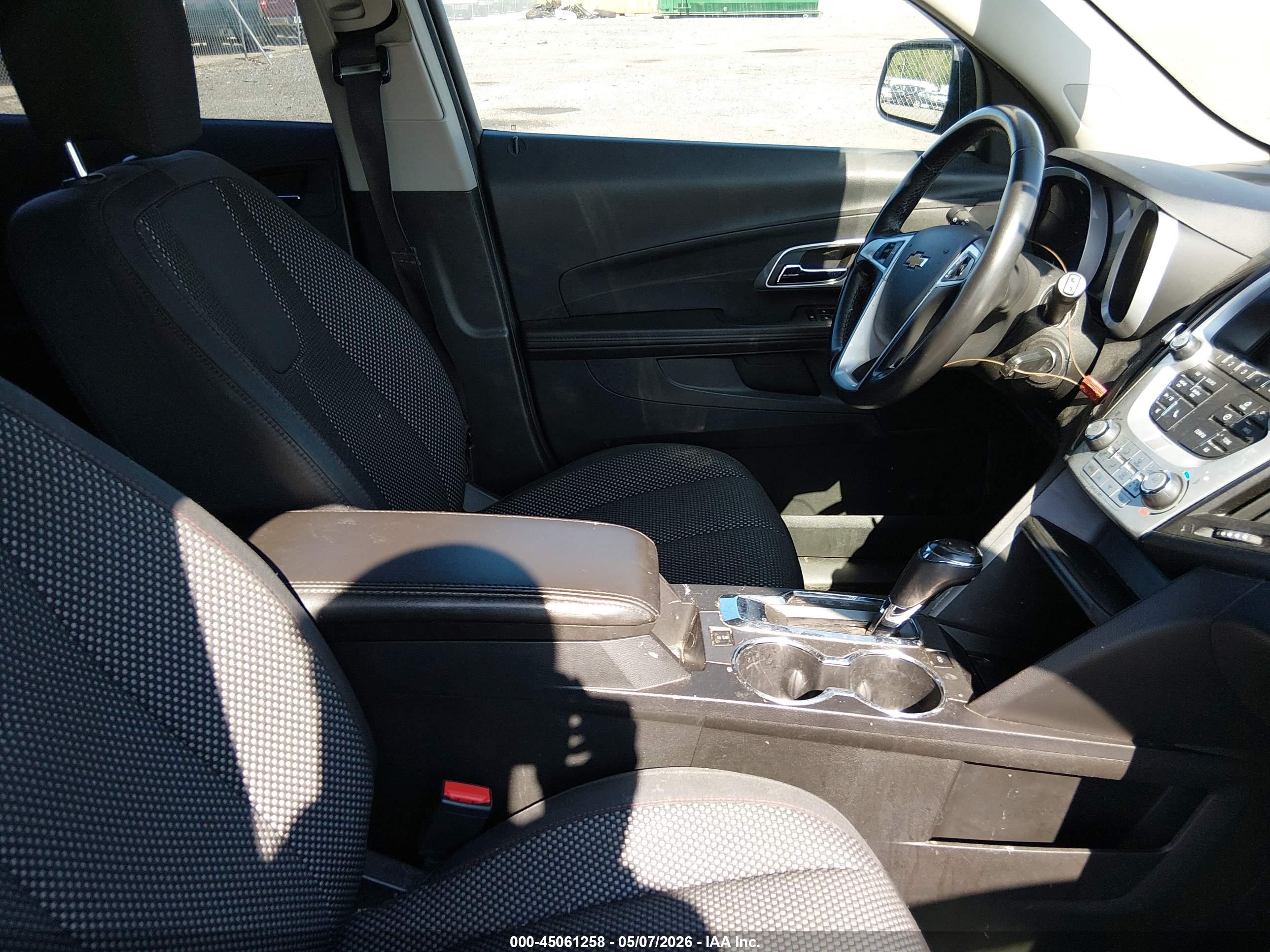 CHEVROLET EQUINOX image 5