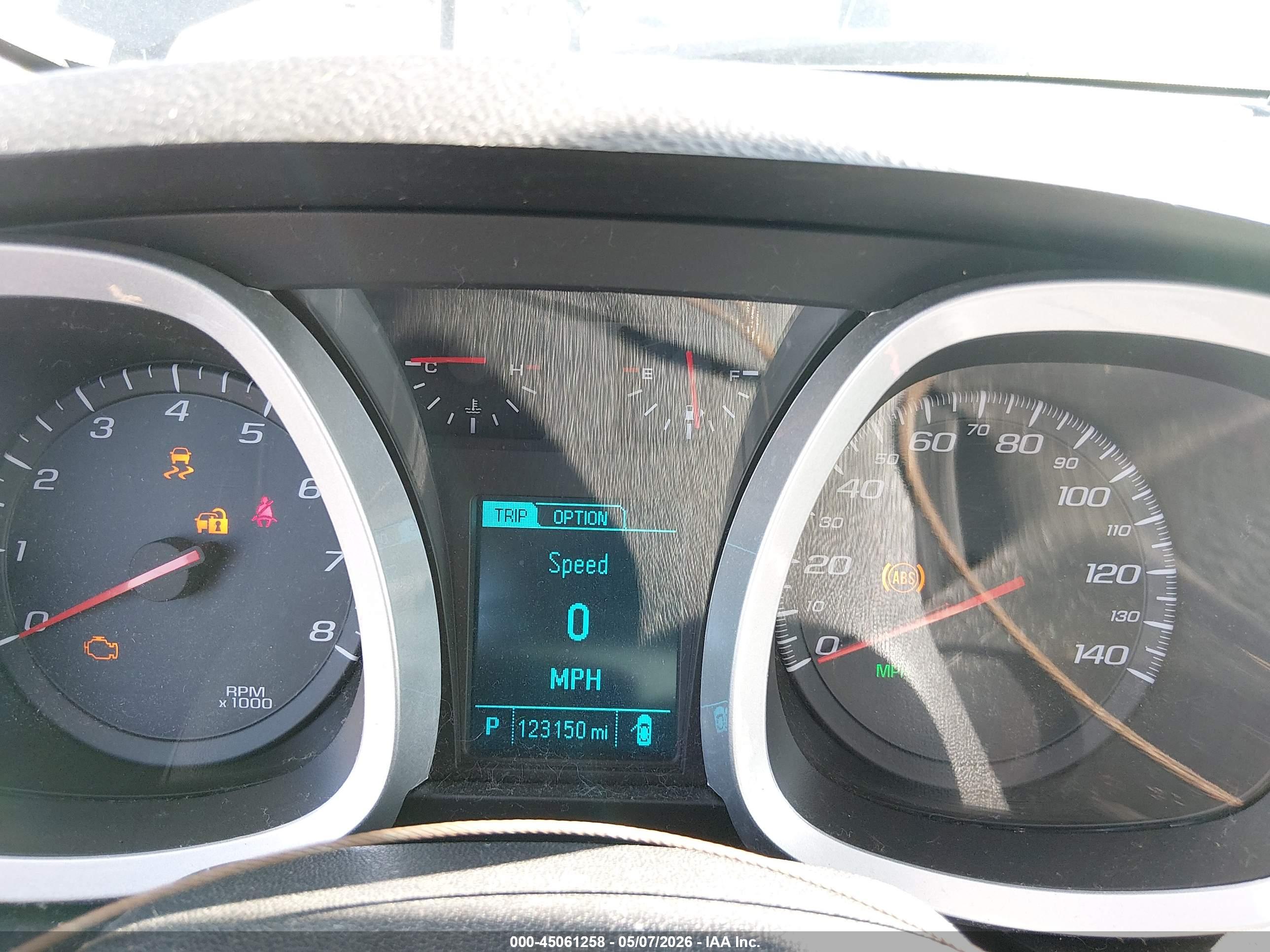 CHEVROLET EQUINOX image 7