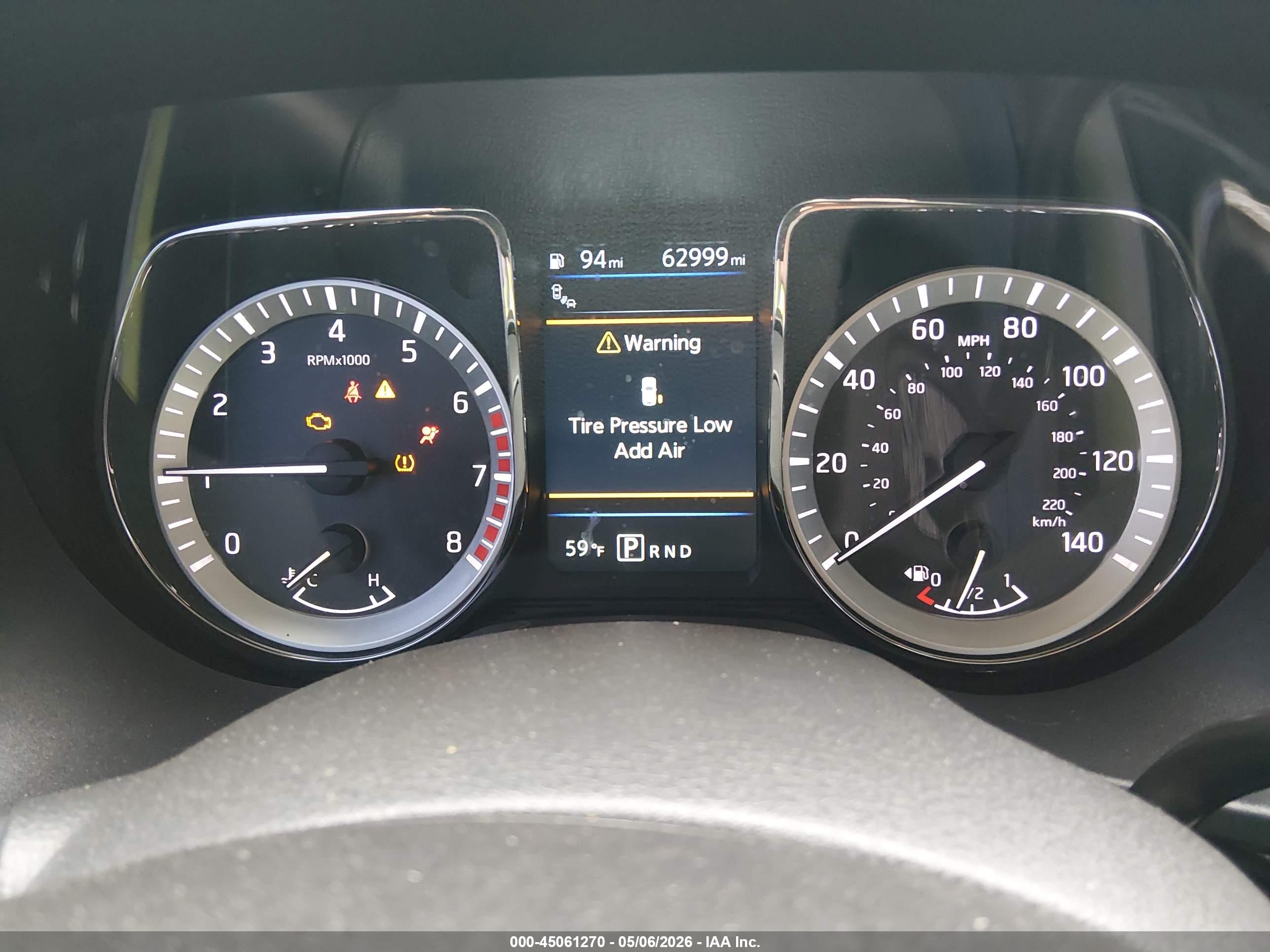 NISSAN TITAN image 7