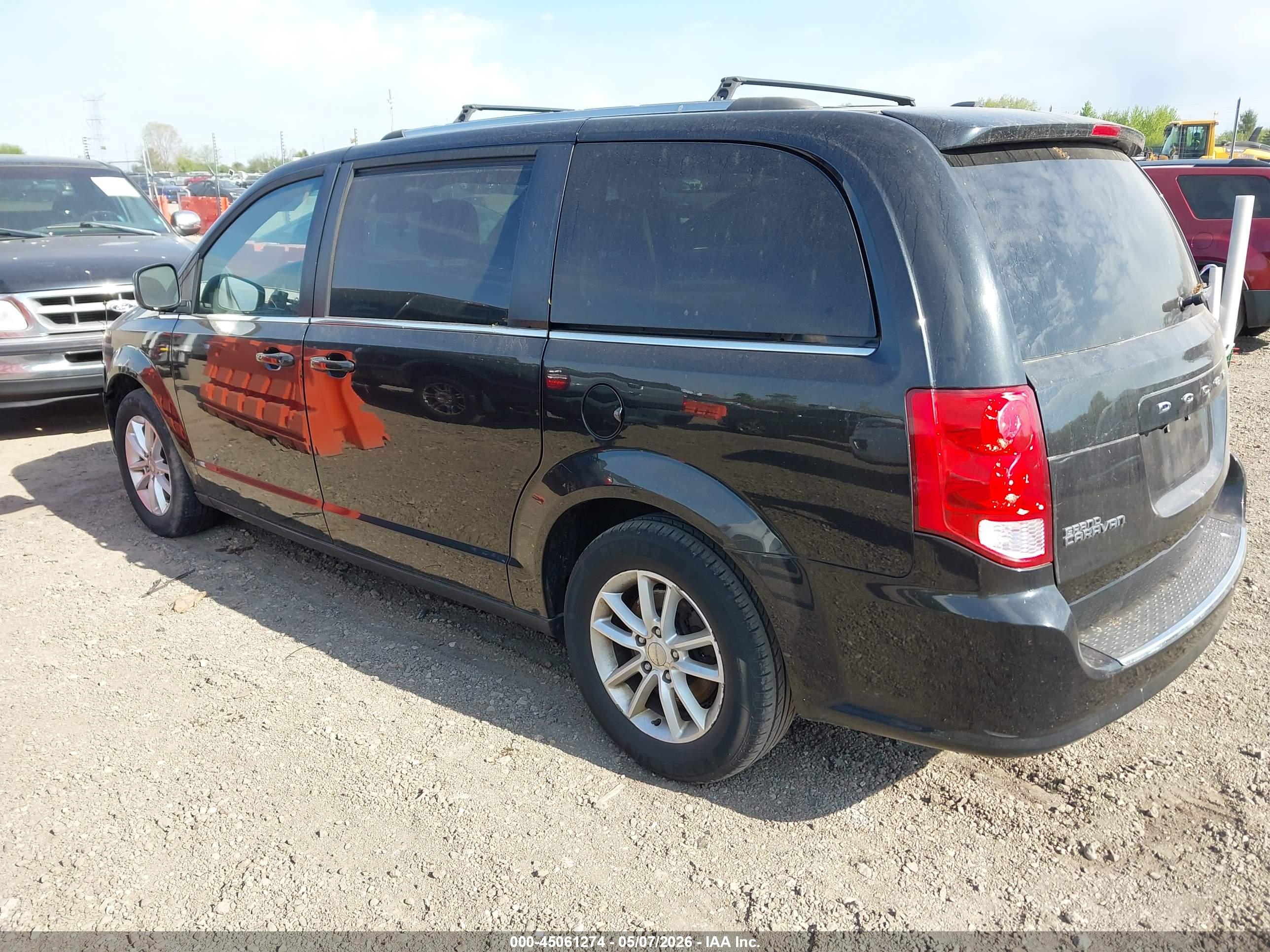 DODGE GRAND image 3