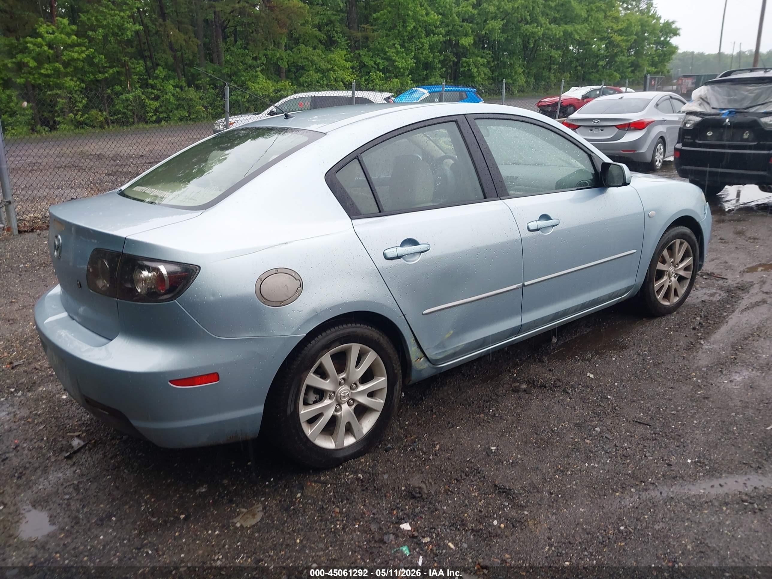 MAZDA MAZDA3 image 4
