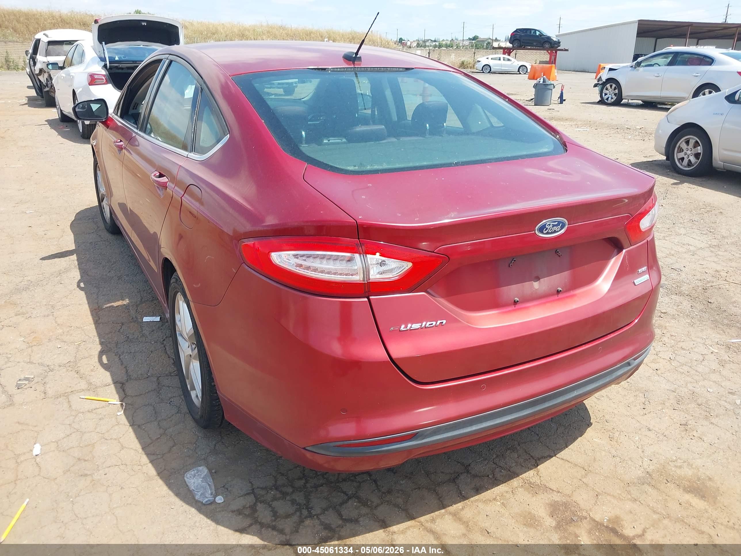 FORD FUSION image 3