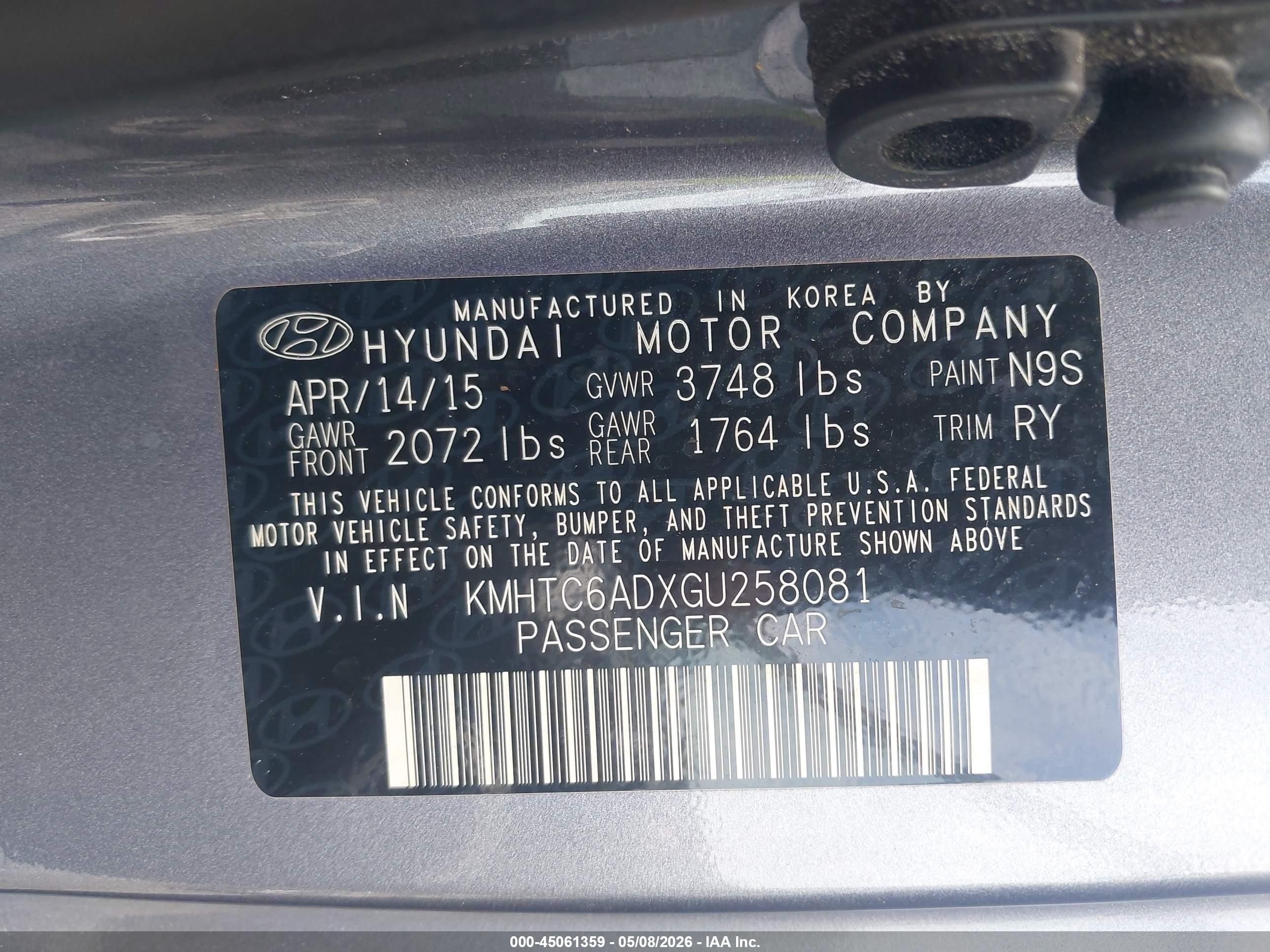 HYUNDAI VELOSTER image 9