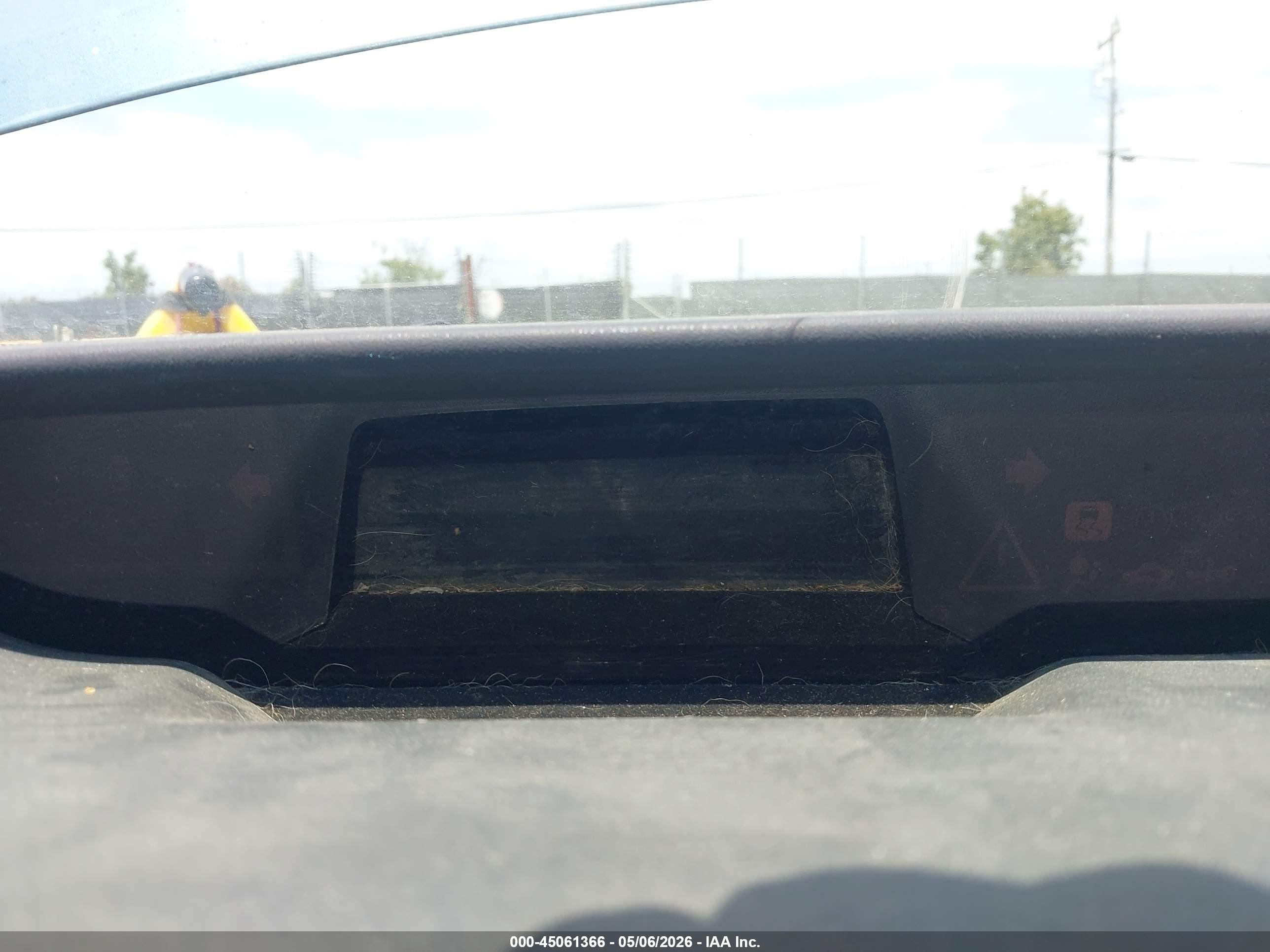 TOYOTA PRIUS image 7