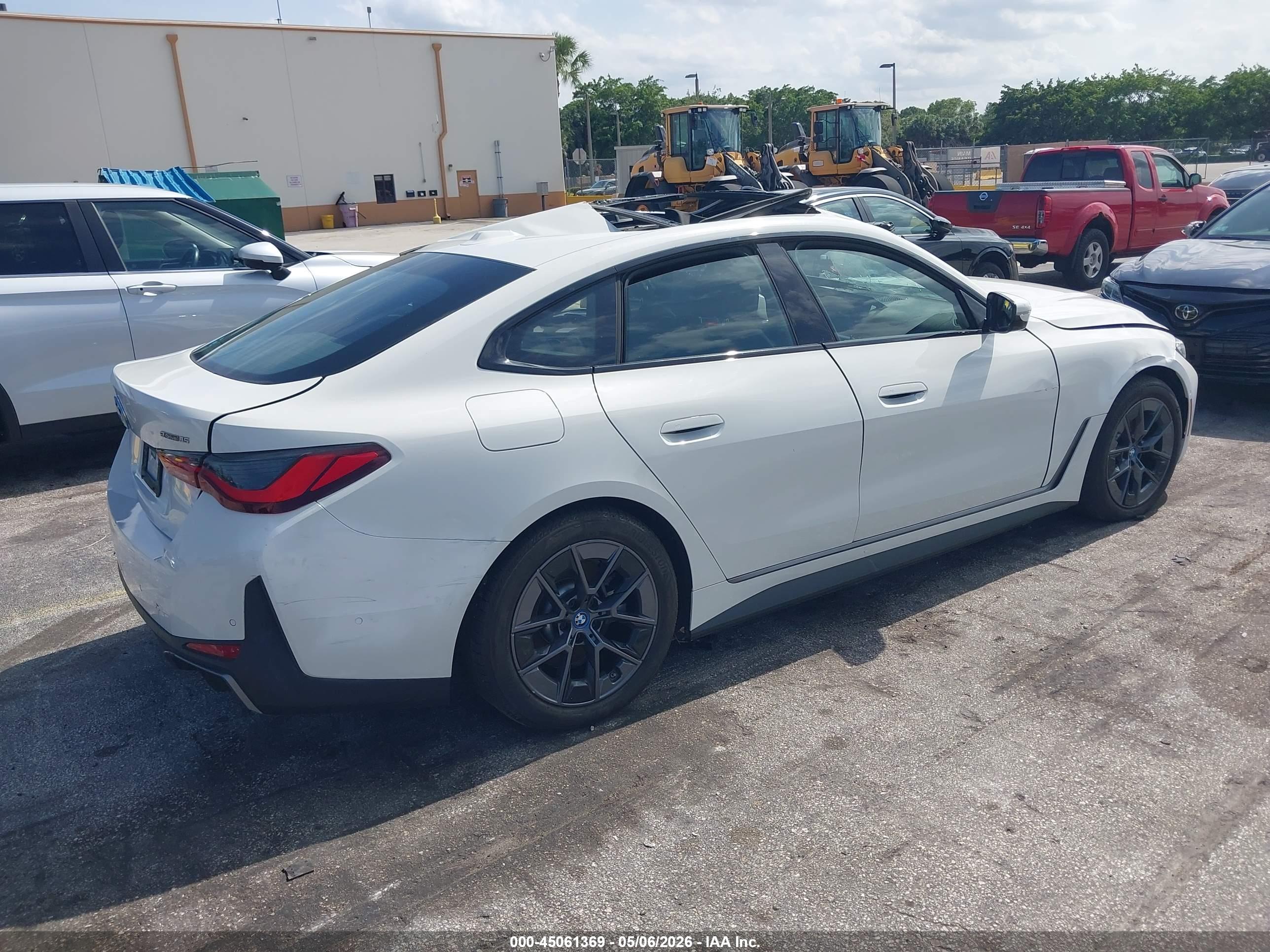 BMW I4 image 4