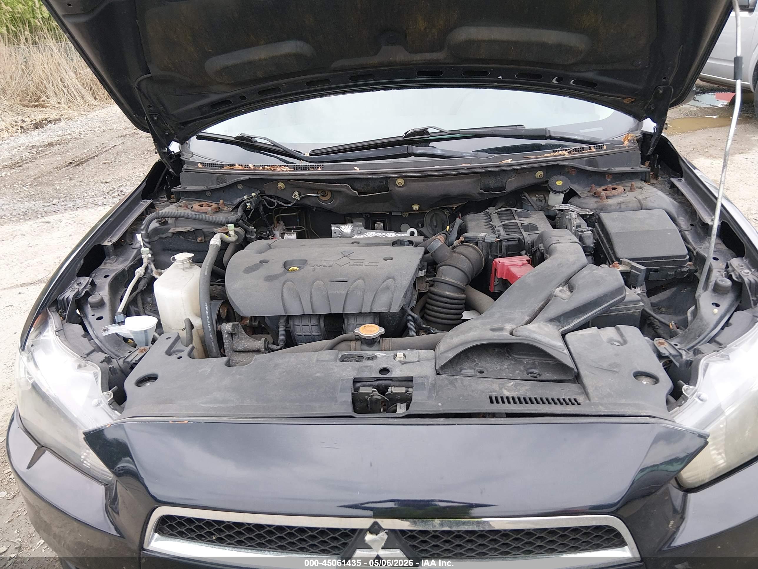 MITSUBISHI LANCER image 10