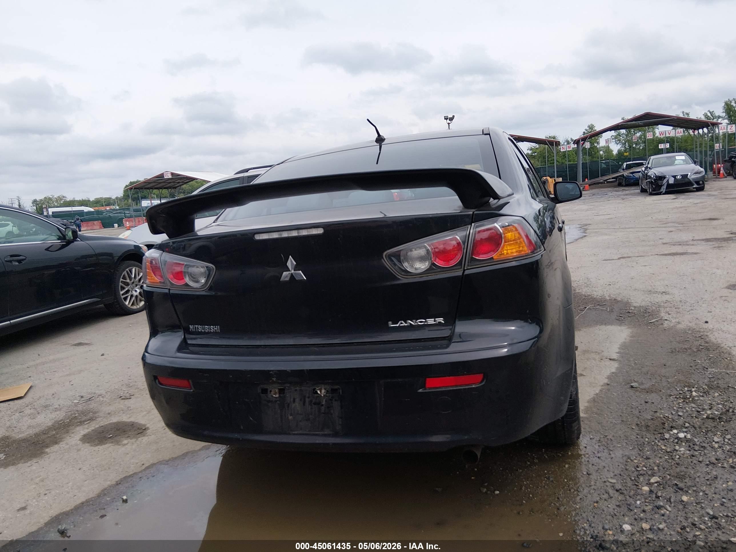 MITSUBISHI LANCER image 6