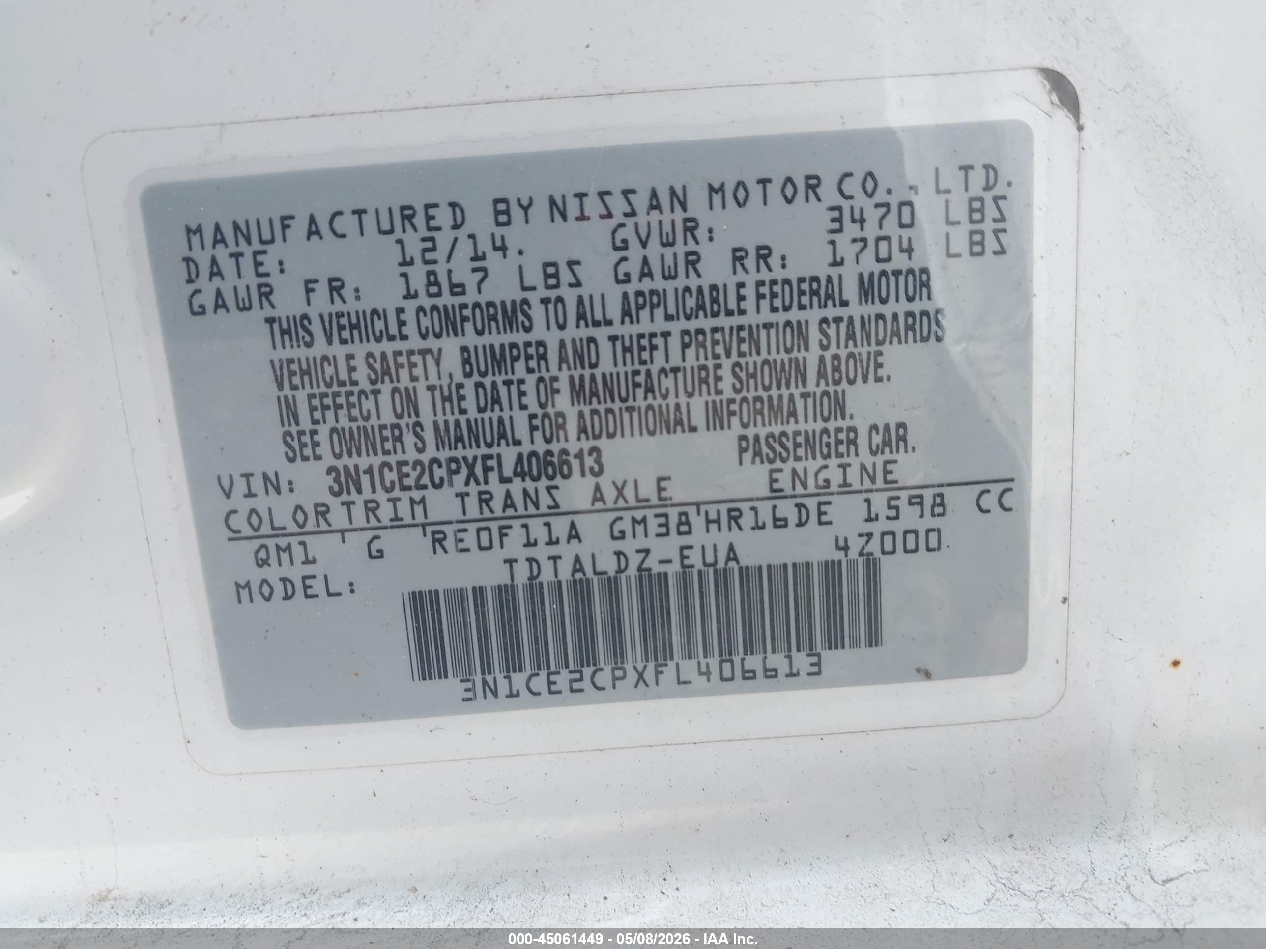 NISSAN VERSA image 9