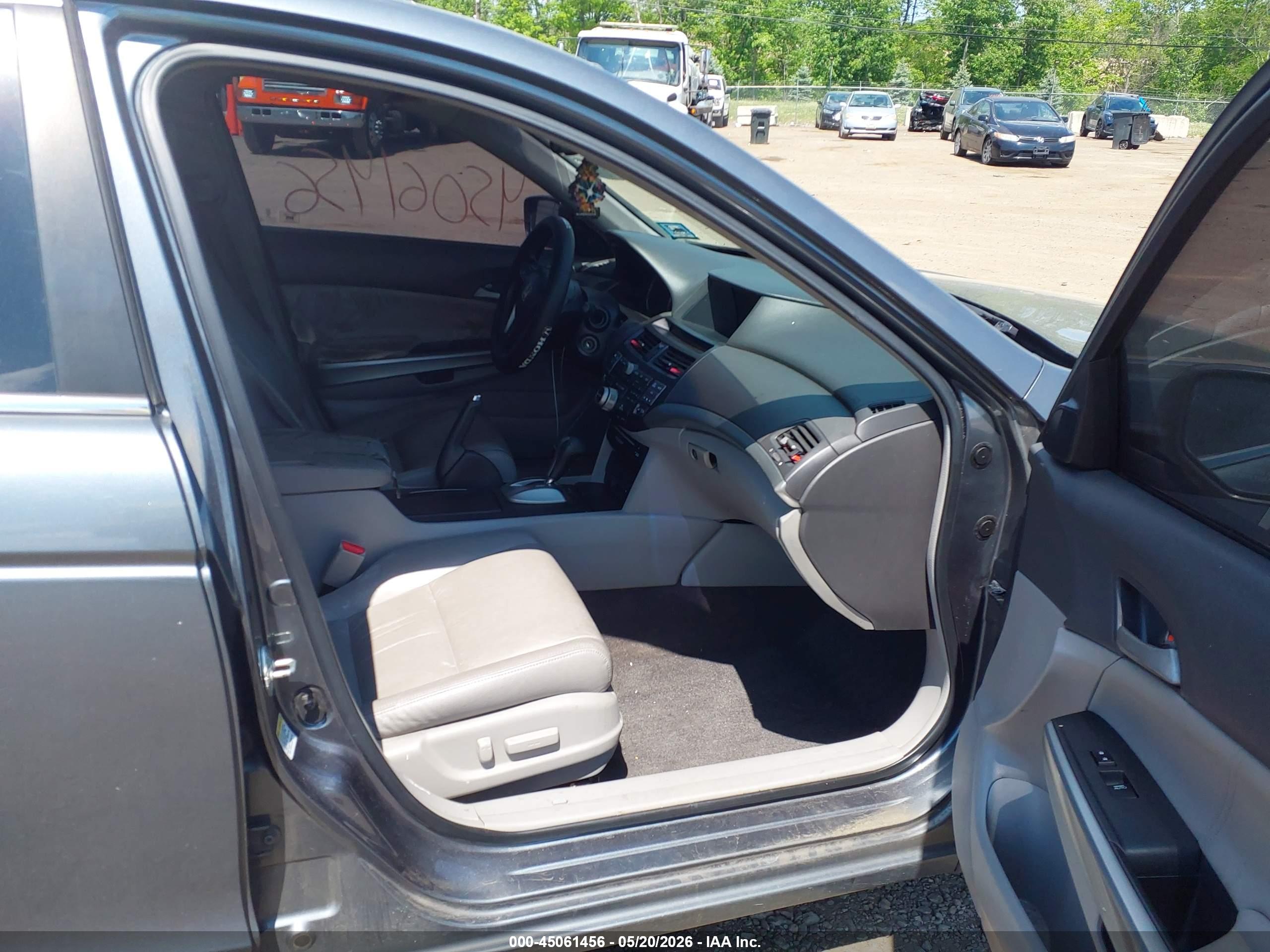 HONDA ACCORD image 5