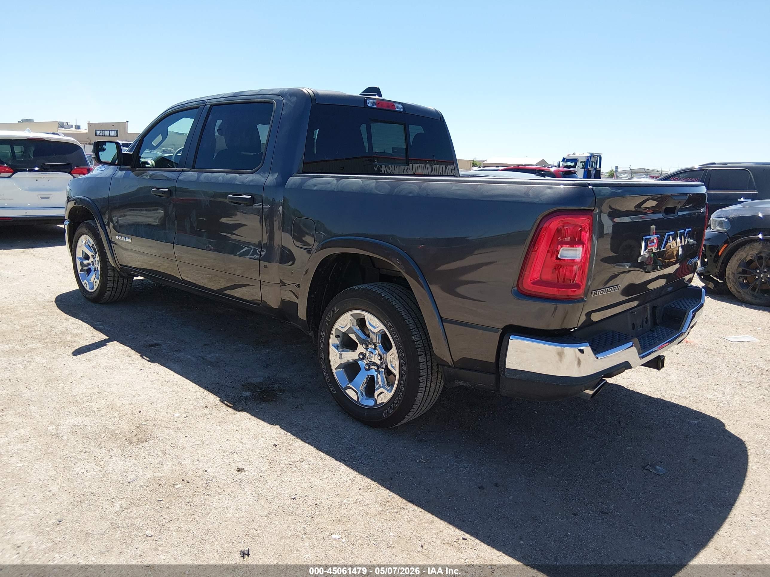 RAM 1500 image 3