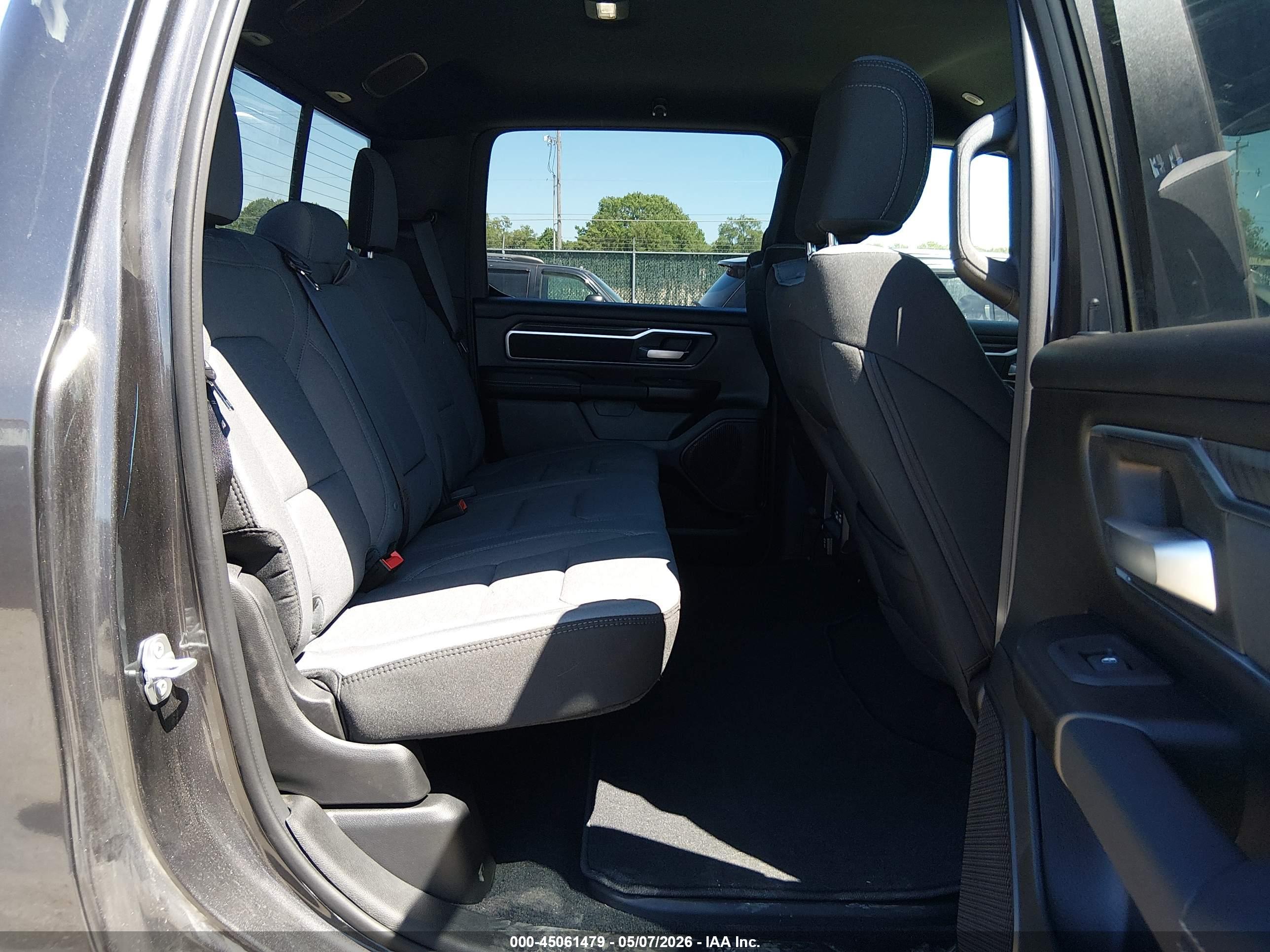 RAM 1500 image 8