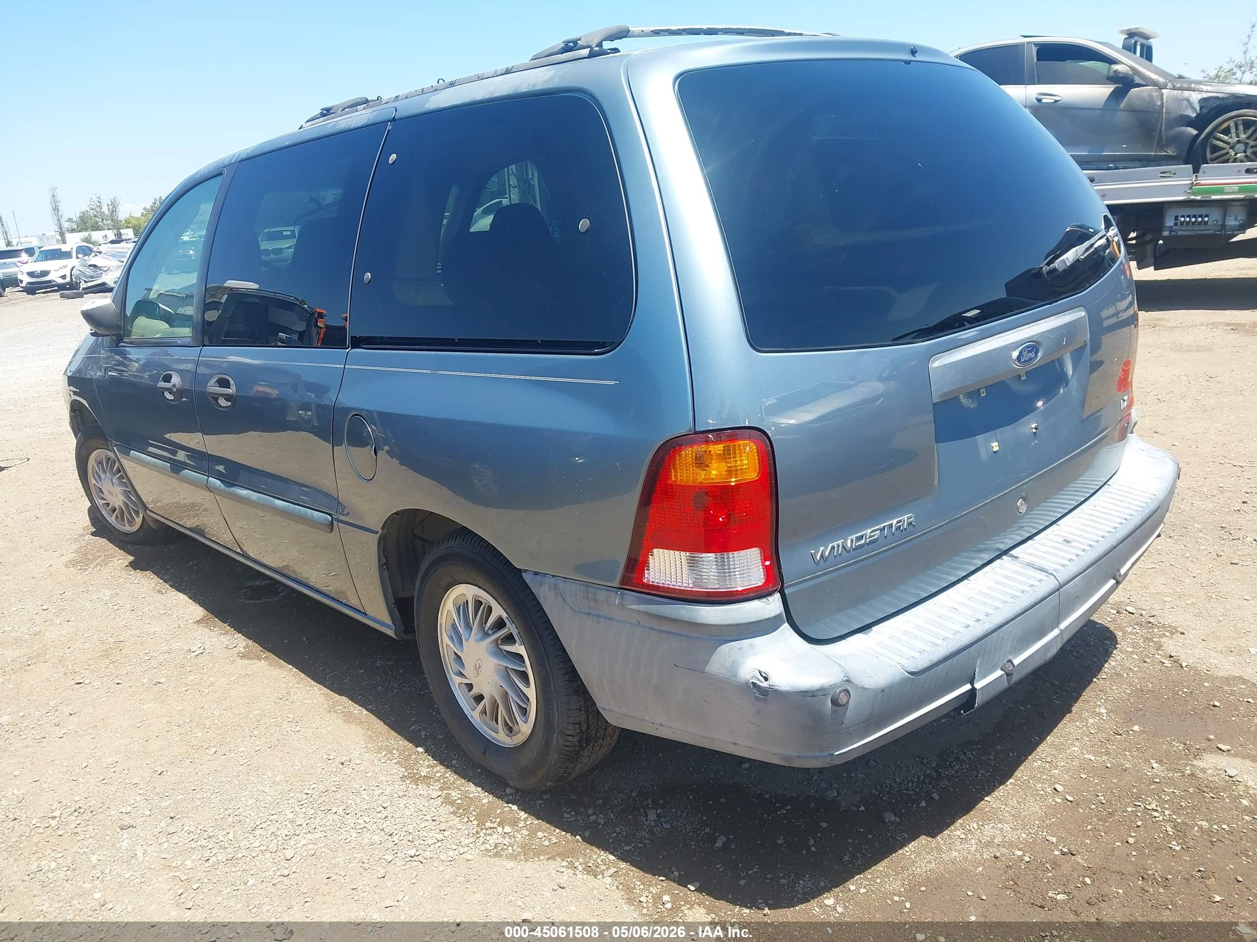 FORD WINDSTAR image 3