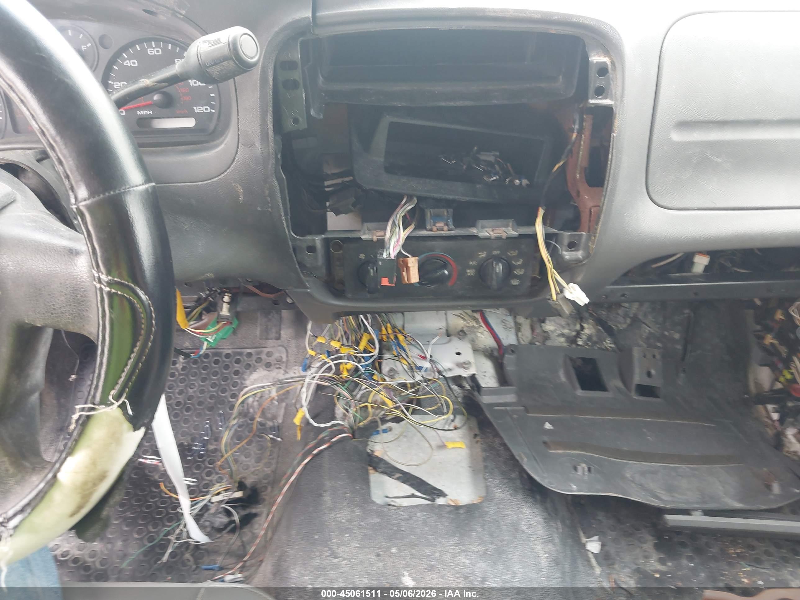 FORD RANGER image 6