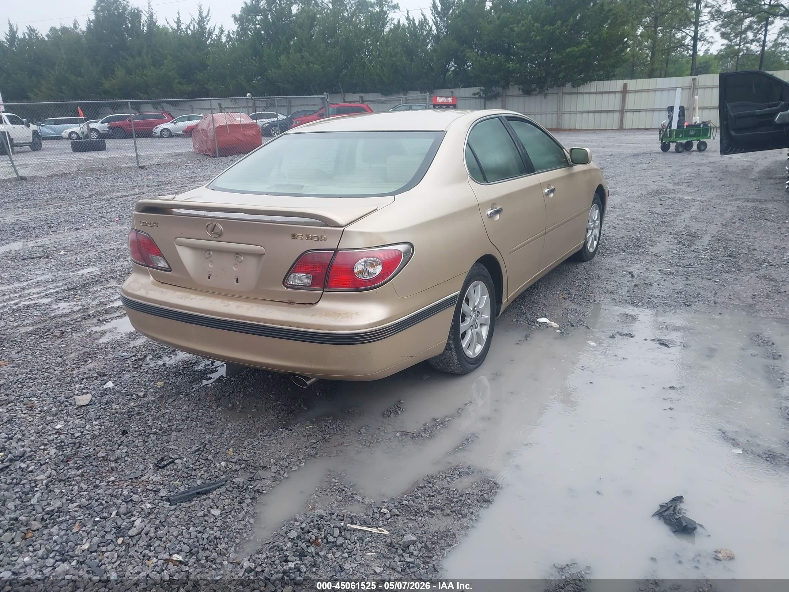 LEXUS ES image 4