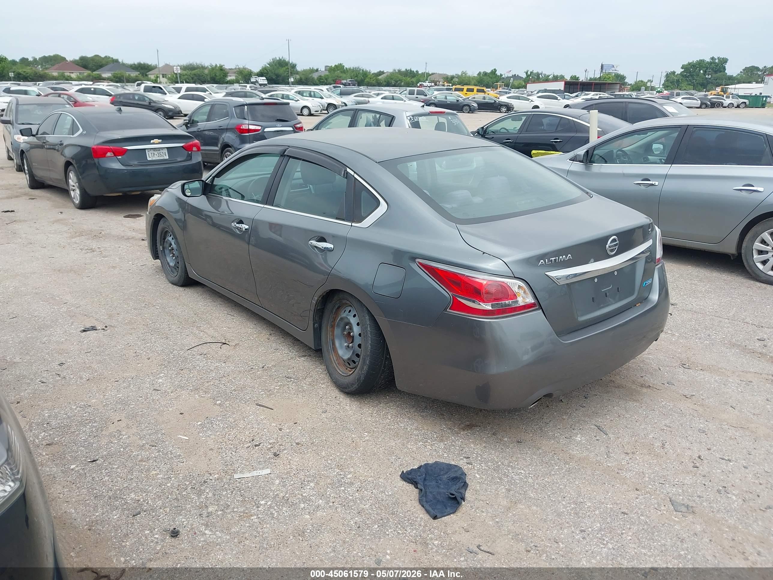NISSAN ALTIMA image 3