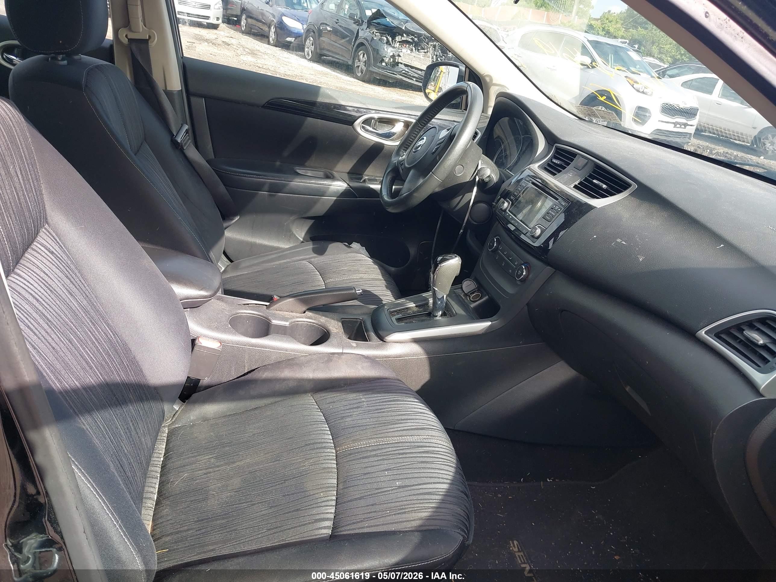 NISSAN SENTRA image 5
