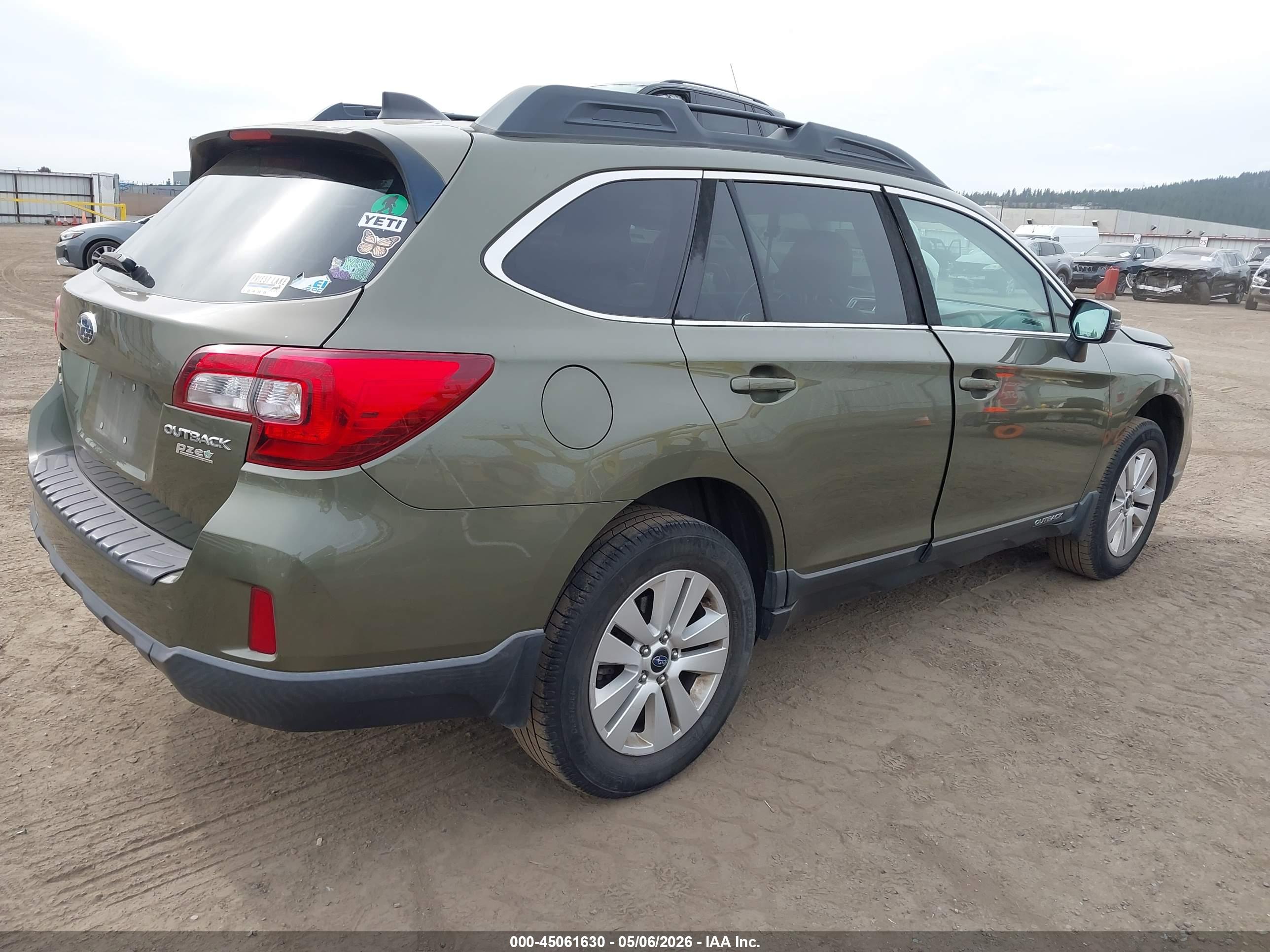 SUBARU OUTBACK image 4