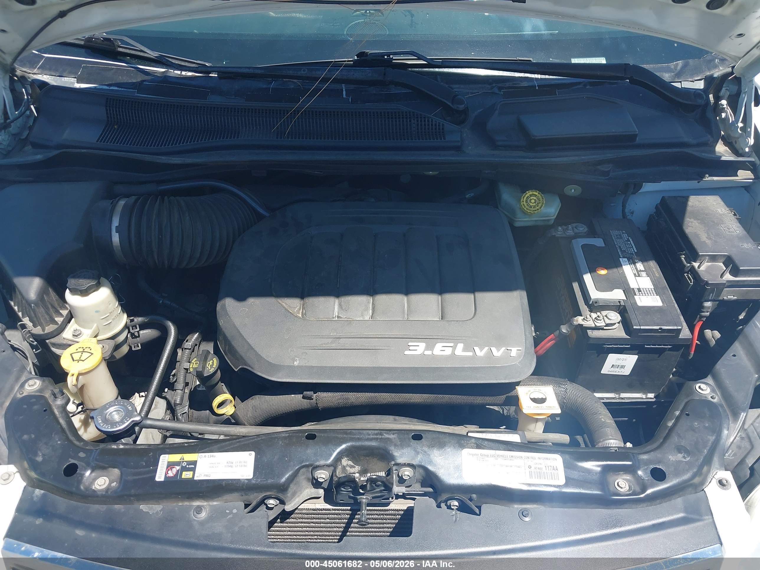 CHRYSLER TOWN image 10