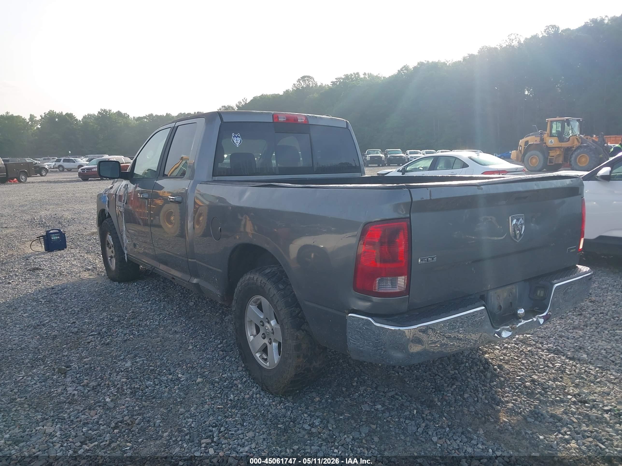 DODGE RAM image 3