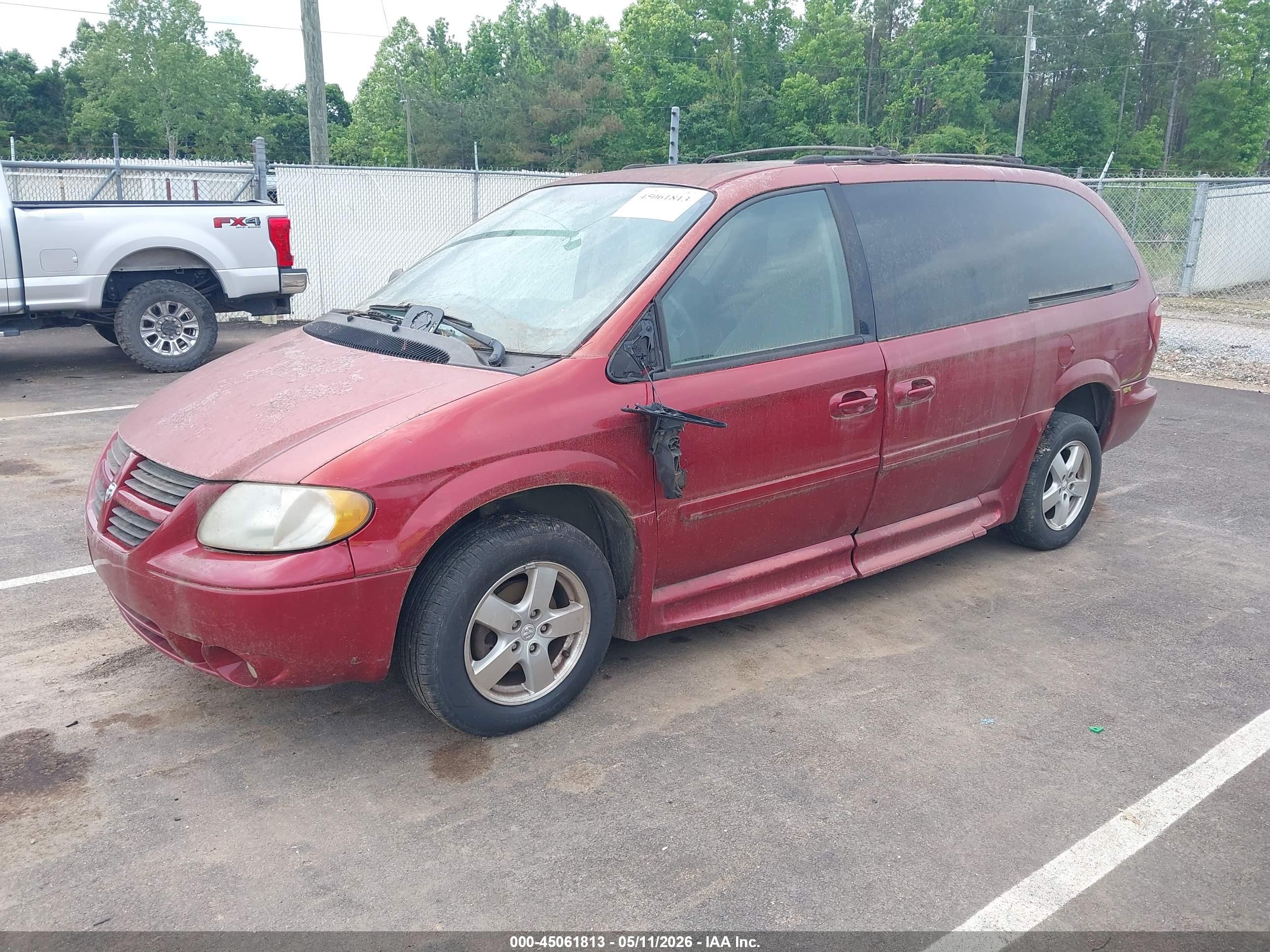 DODGE GRAND image 2