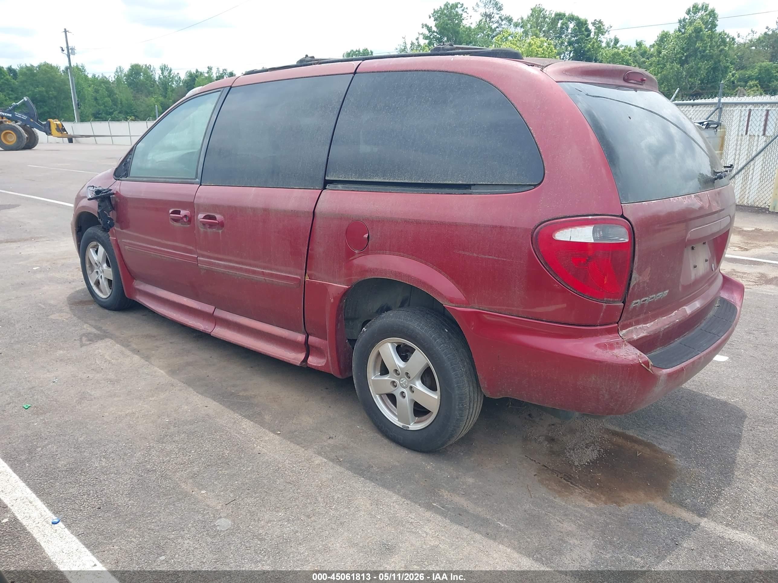 DODGE GRAND image 3