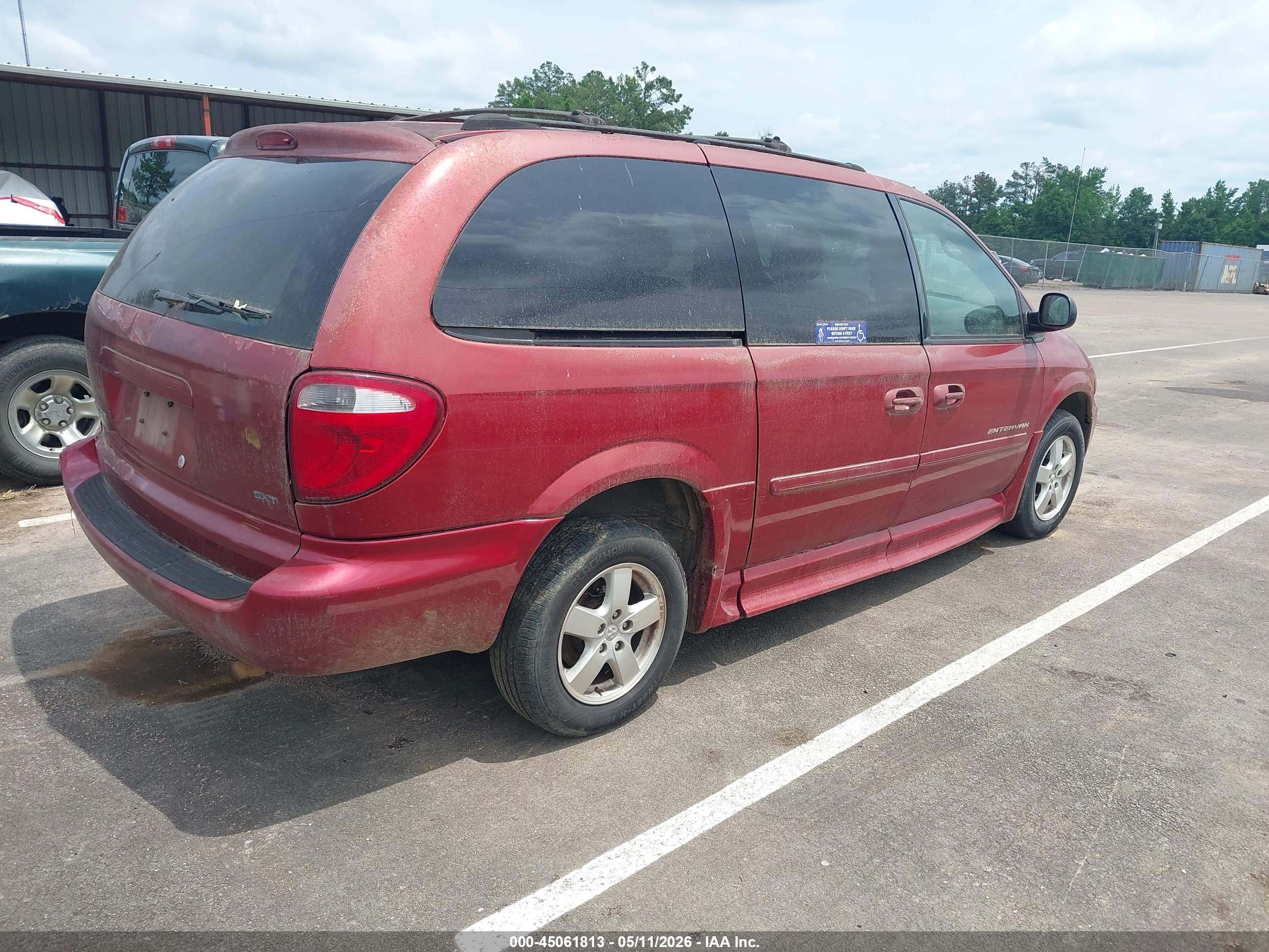 DODGE GRAND image 4