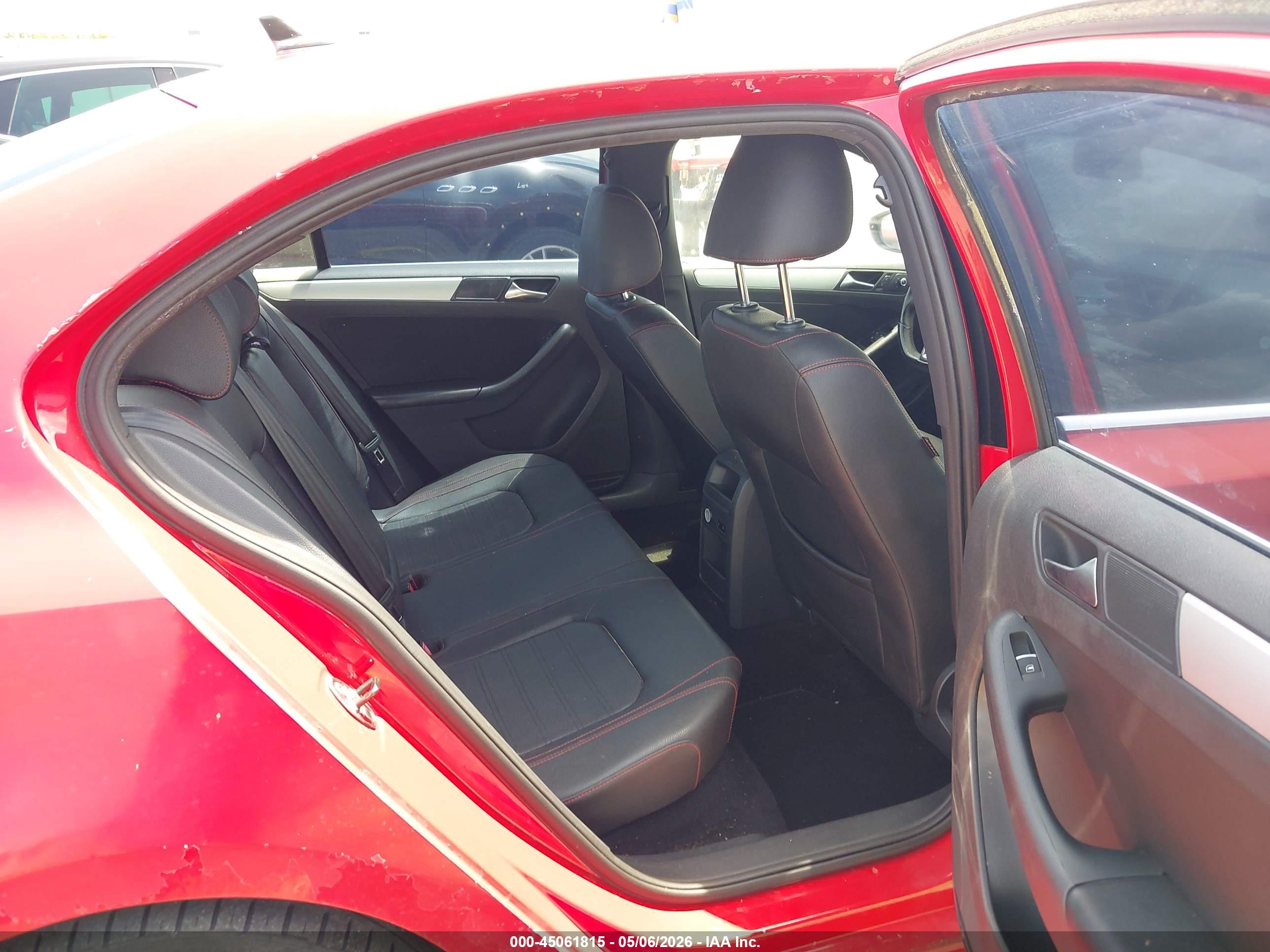 VOLKSWAGEN JETTA image 8