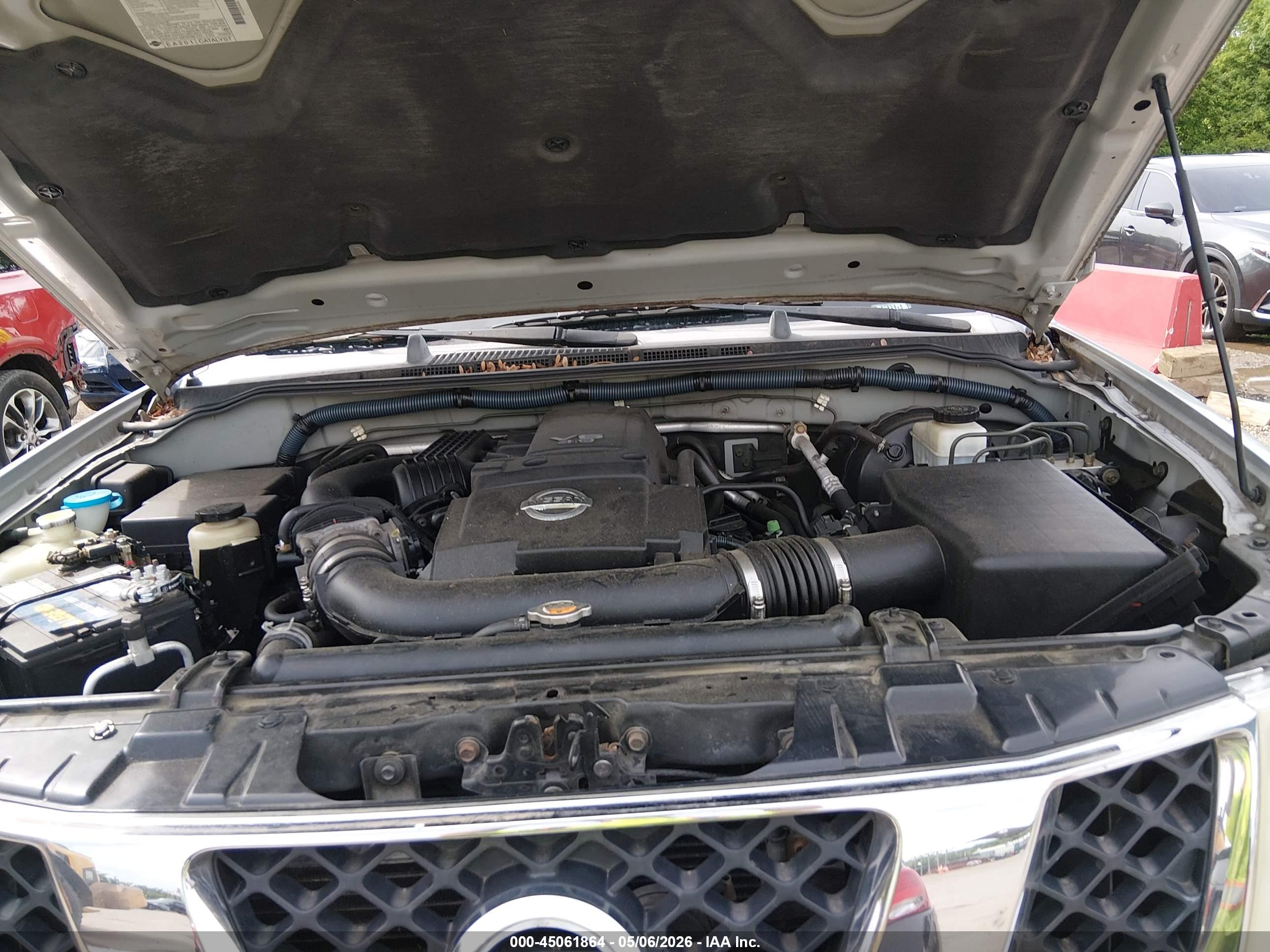 NISSAN FRONTIER image 10