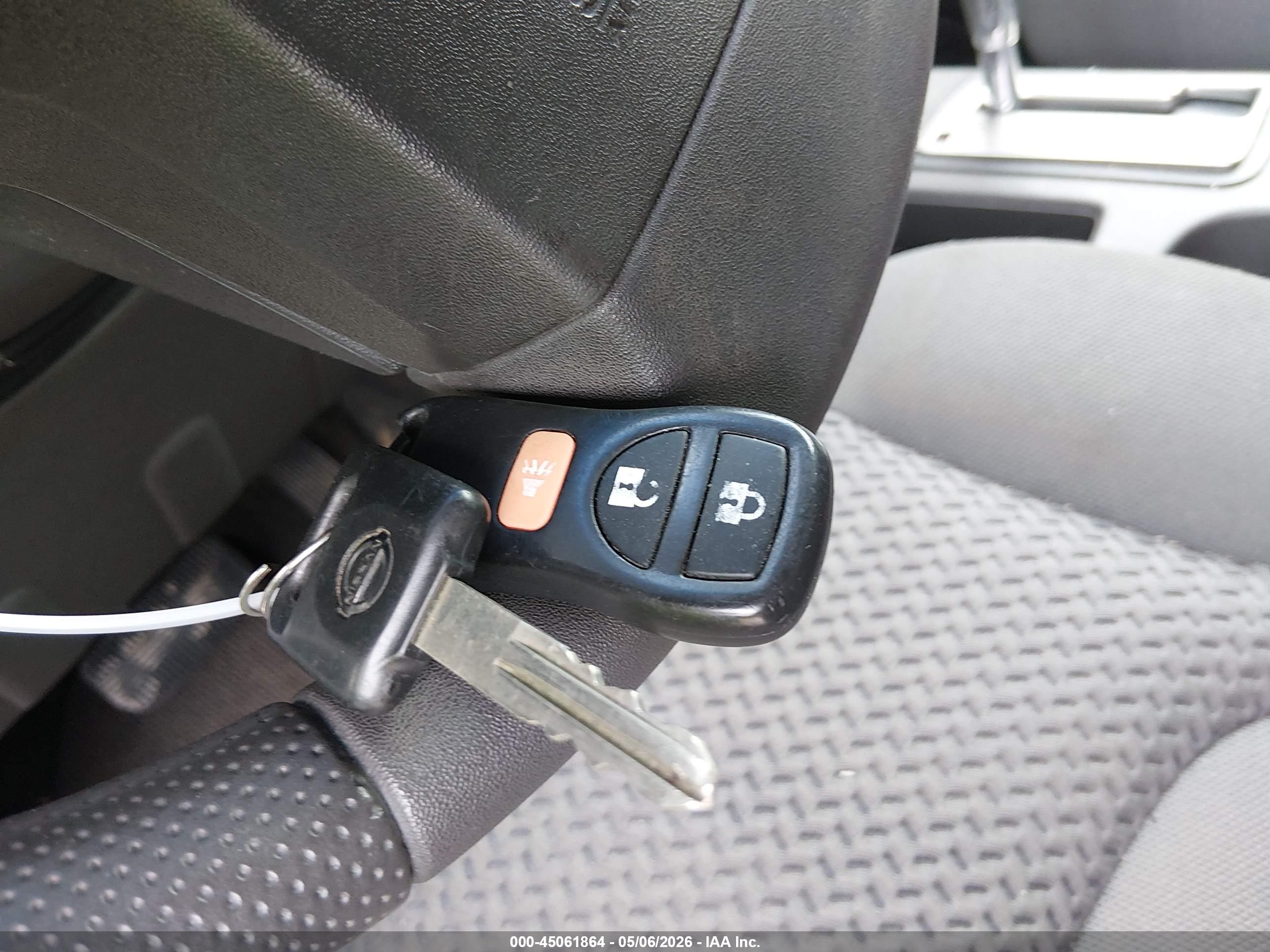 NISSAN FRONTIER image 11