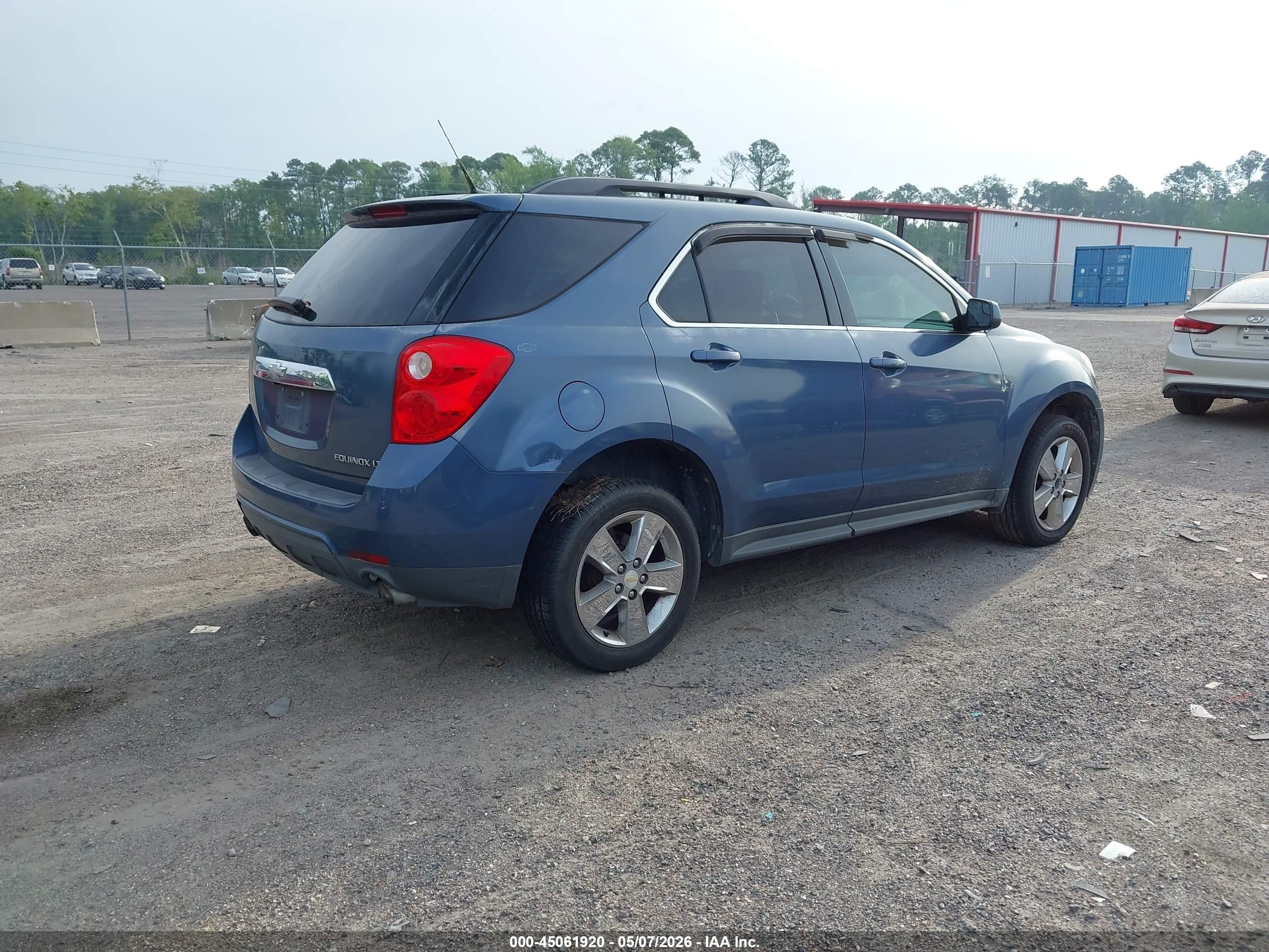 CHEVROLET EQUINOX image 4