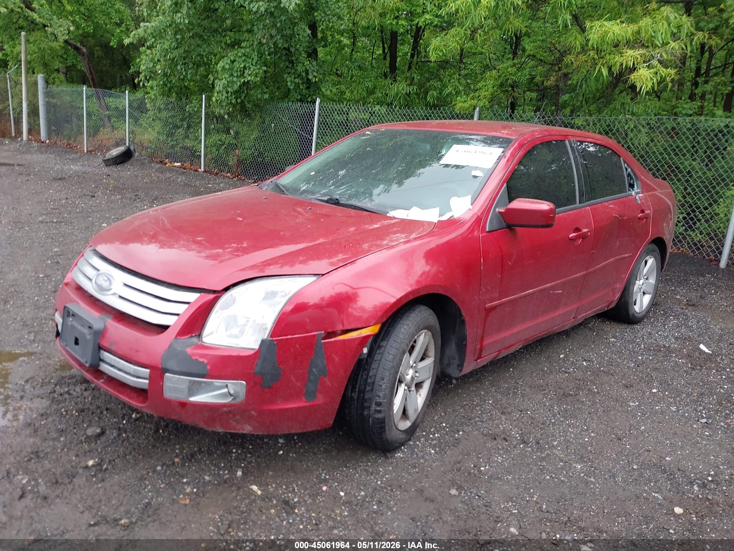 FORD FUSION image 2
