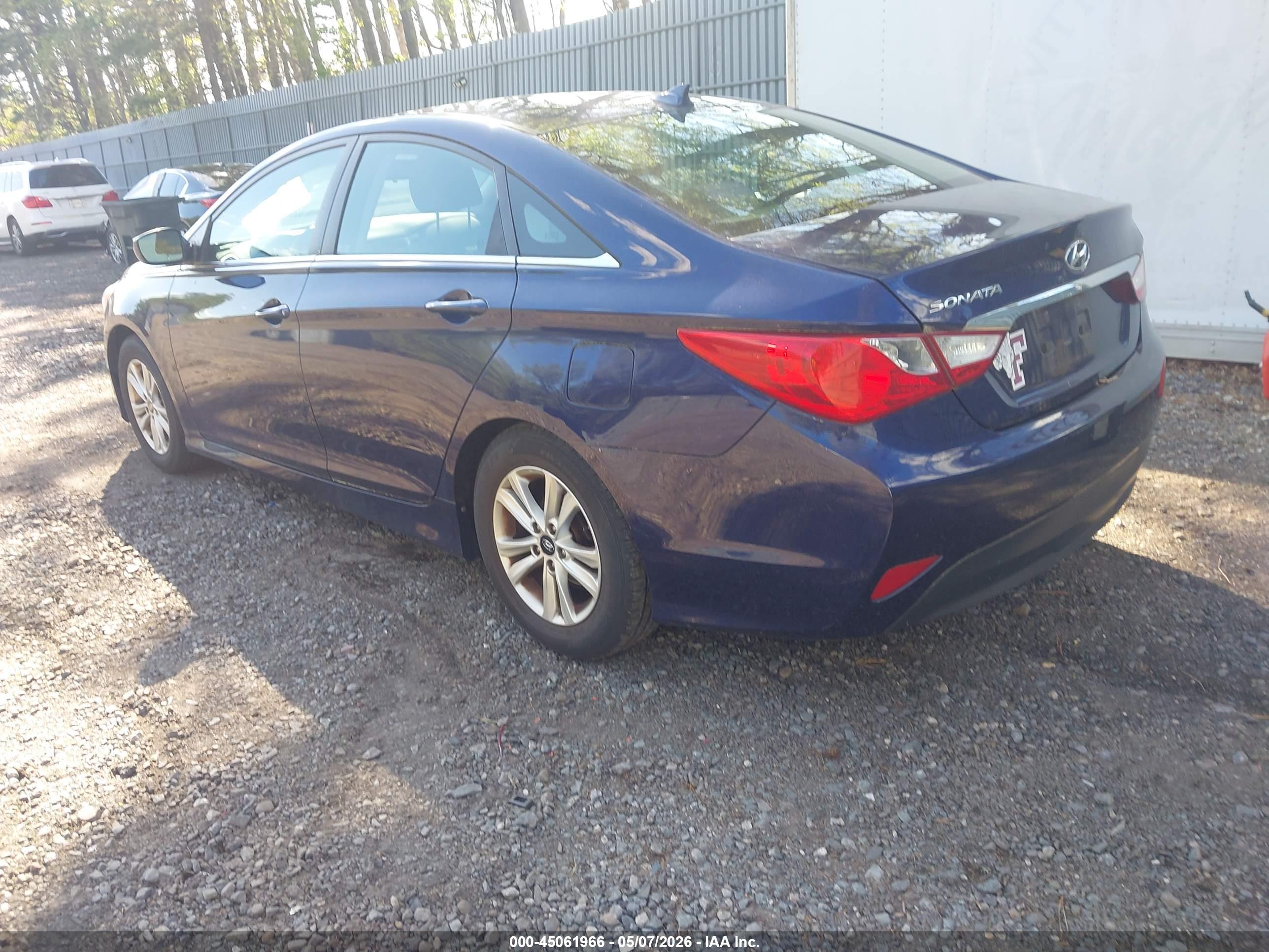 HYUNDAI SONATA image 3