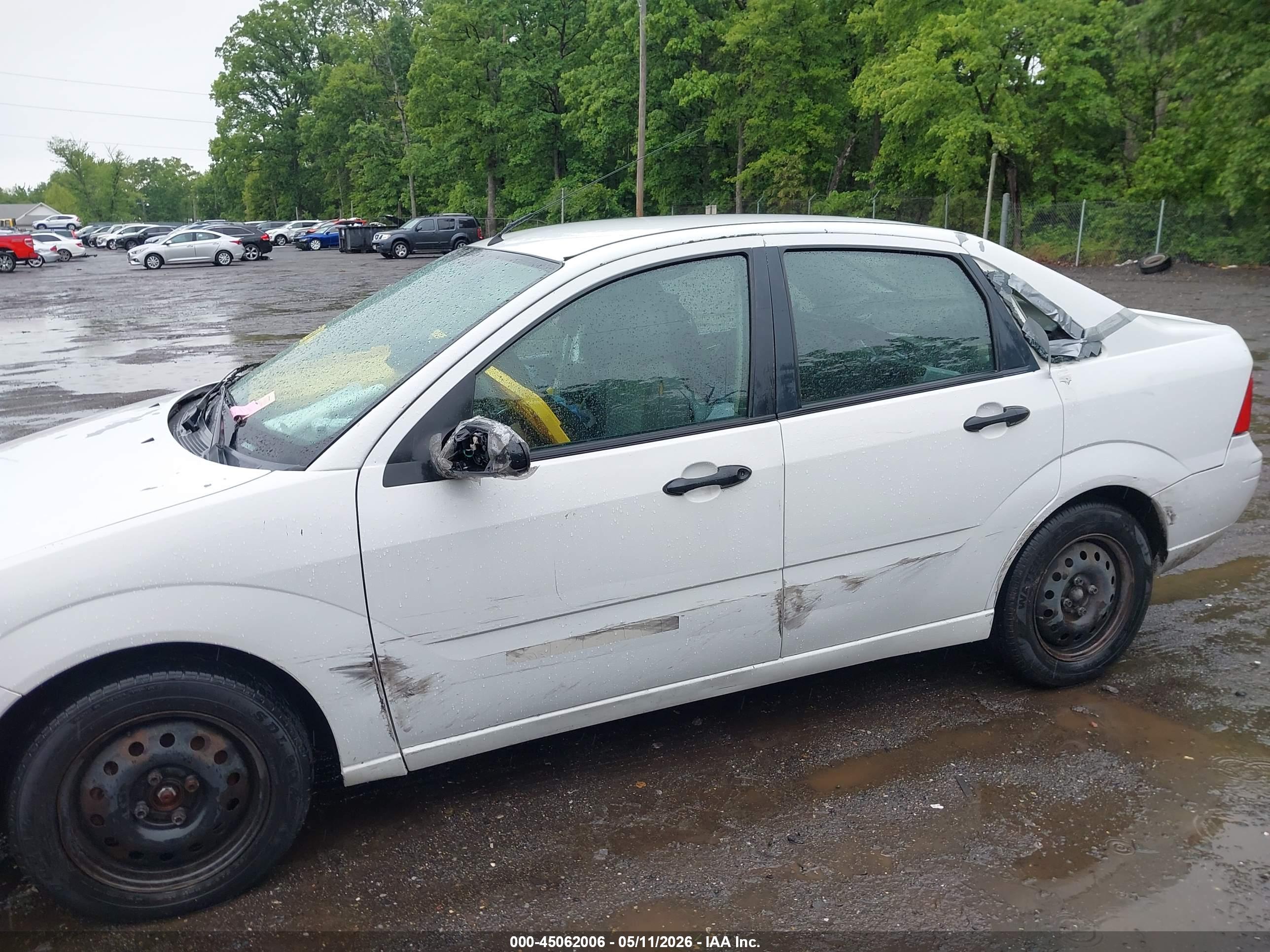 FORD FOCUS image 6