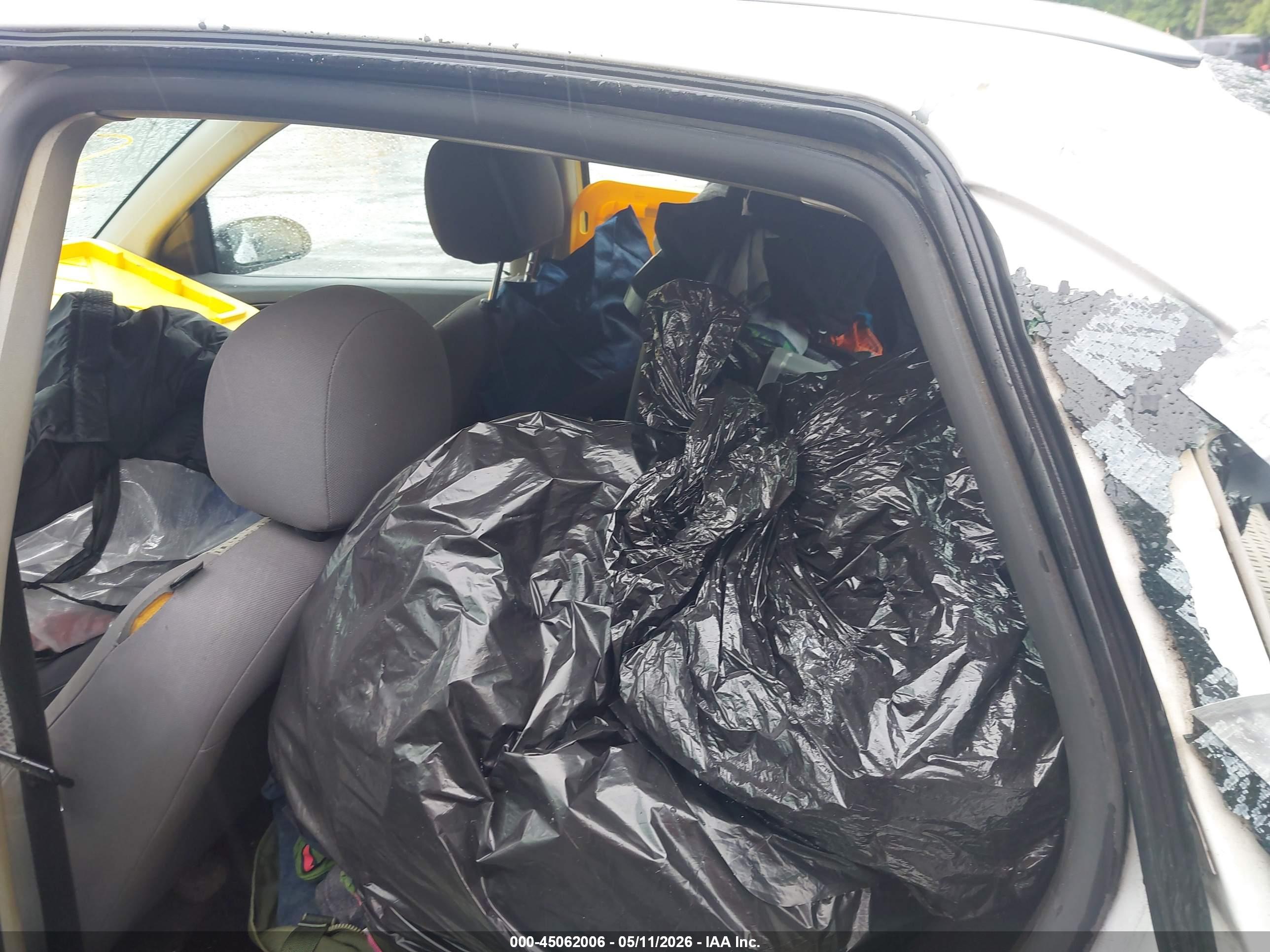 FORD FOCUS image 8