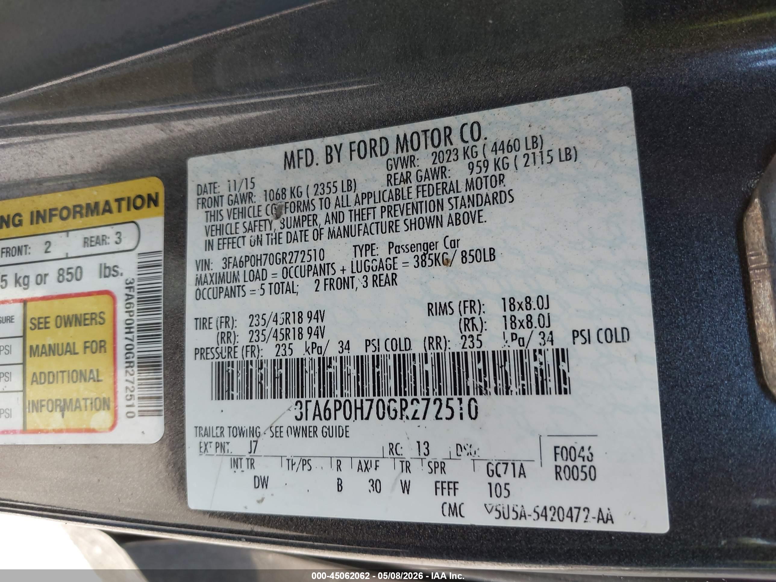FORD FUSION image 9
